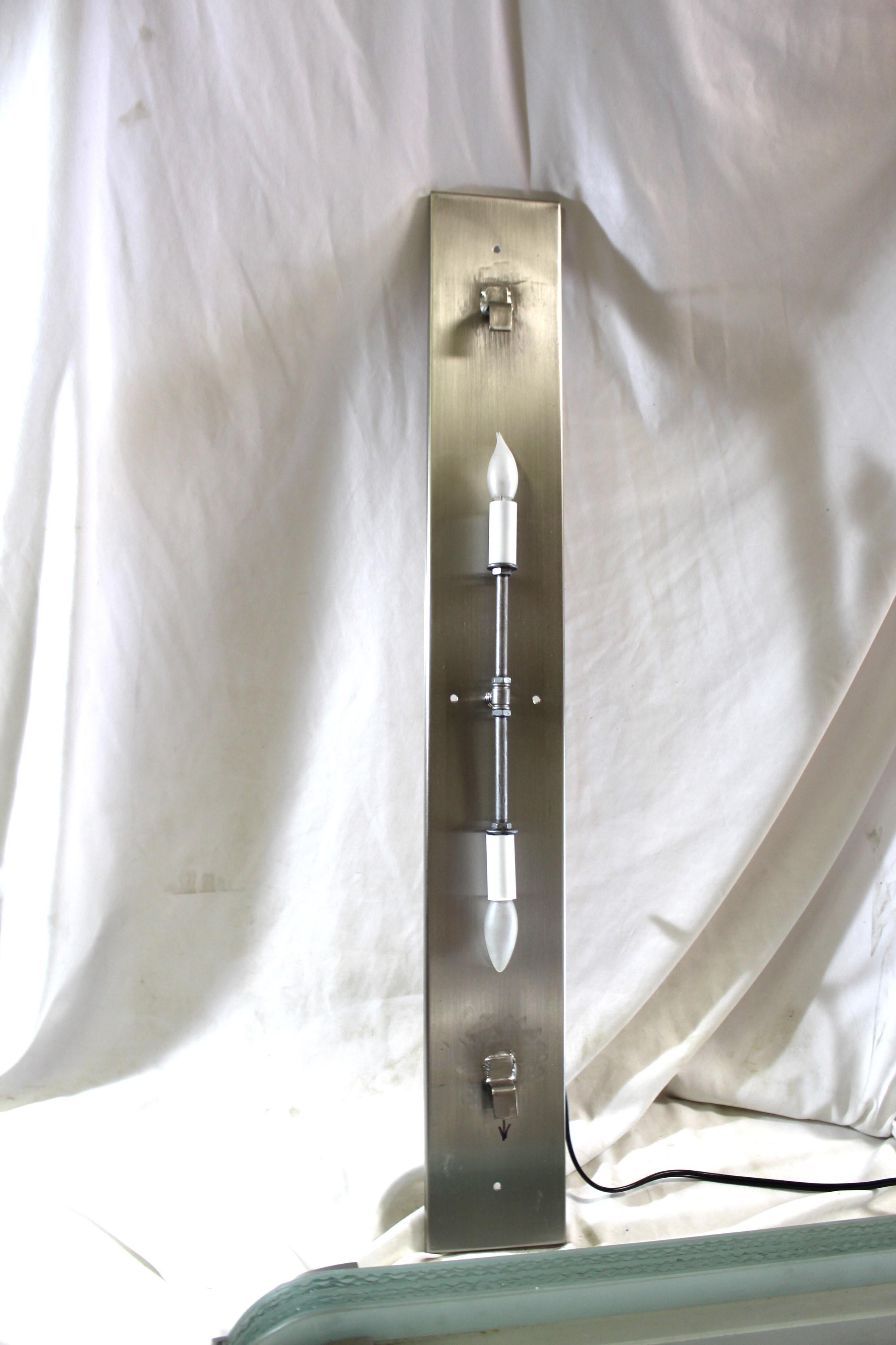 Sconce Art Deco/Moderne, dopo l'Atelier Jean Perzel  , Bronzo  Singolo in vendita 3