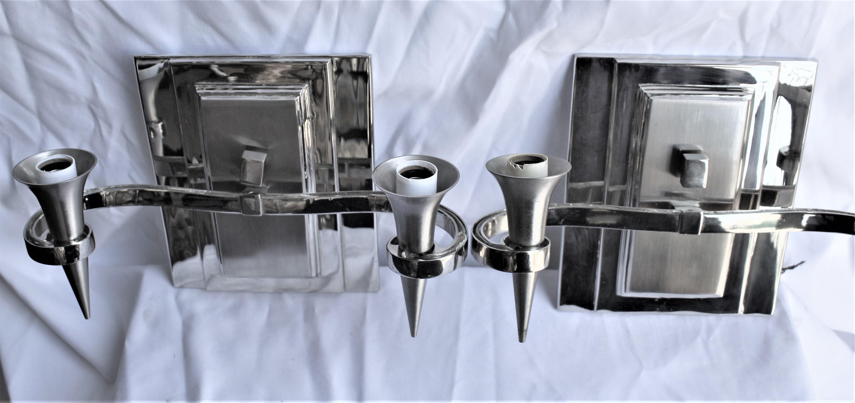 Art Decó/Modern Sconces Hi-Polished Two-Tone Nickel Finish Two Light Cast Norteamericano en venta