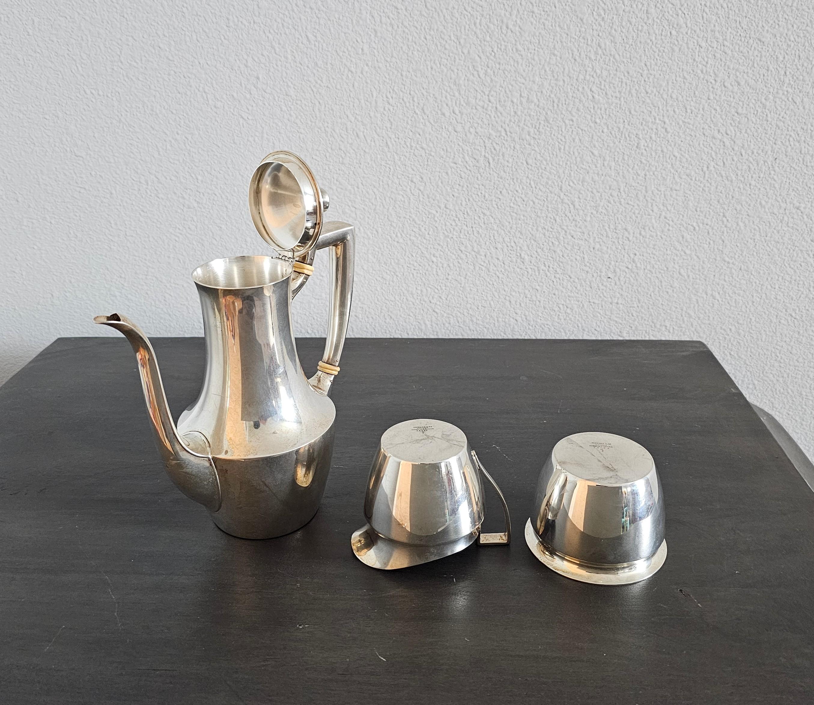 Juego de café Demitasse Art Déco Moderno Tiffany & Co. de plata de ley en venta 4