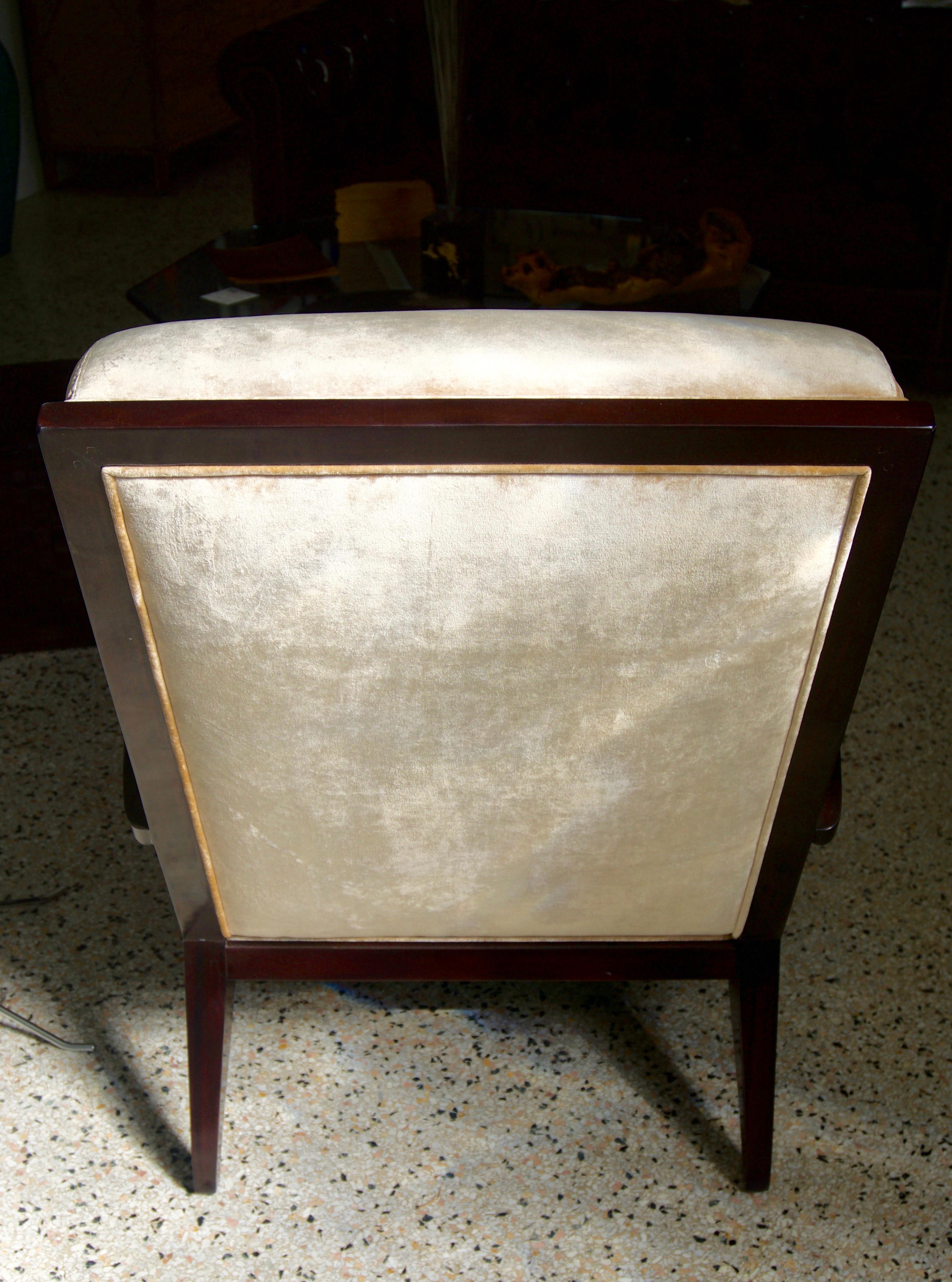 Art Deco Moderne Style Armchair In Good Condition In West Palm Beach, FL