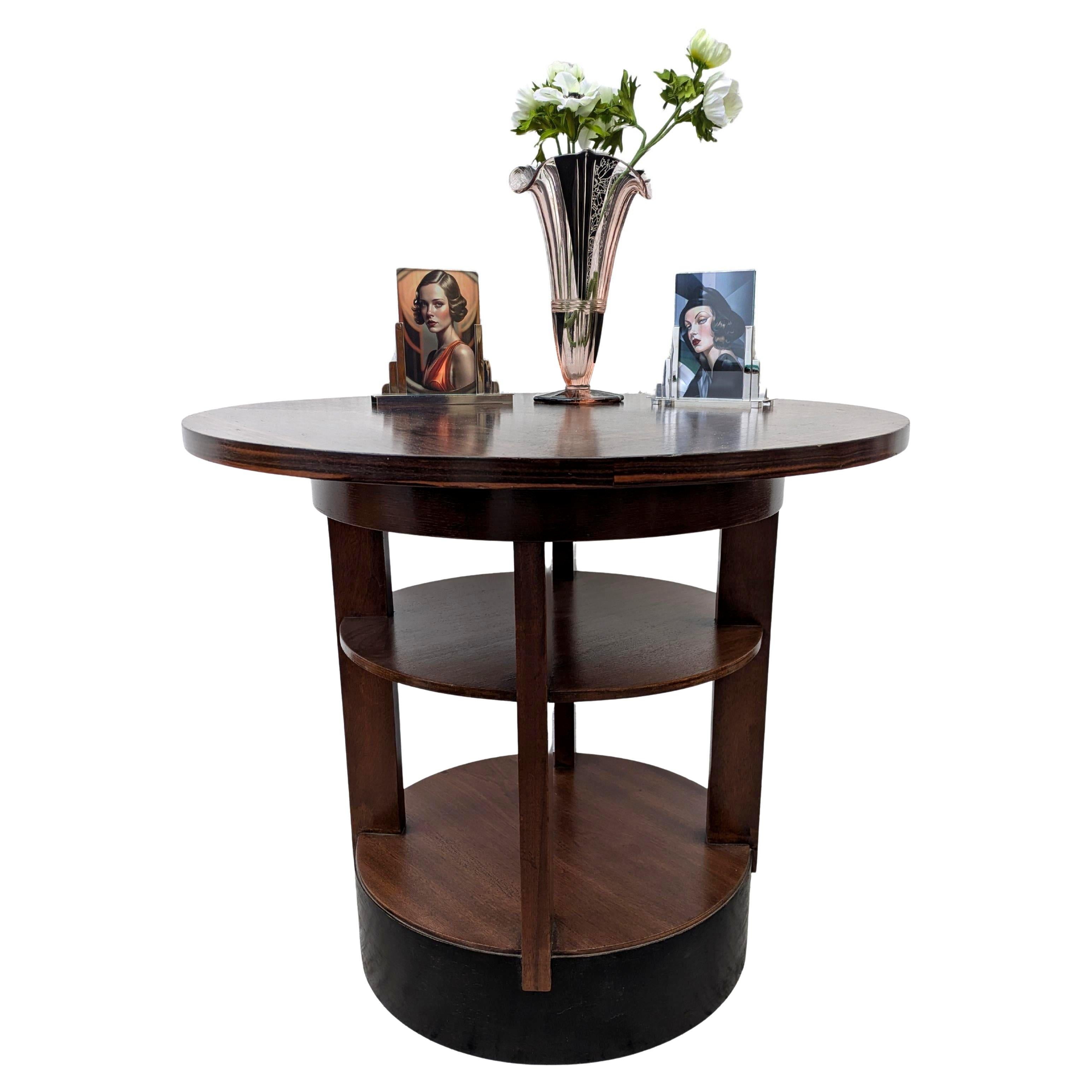 Art Deco Moderne Three Tiered Centre Table, c1930 In Good Condition For Sale In Devon, England