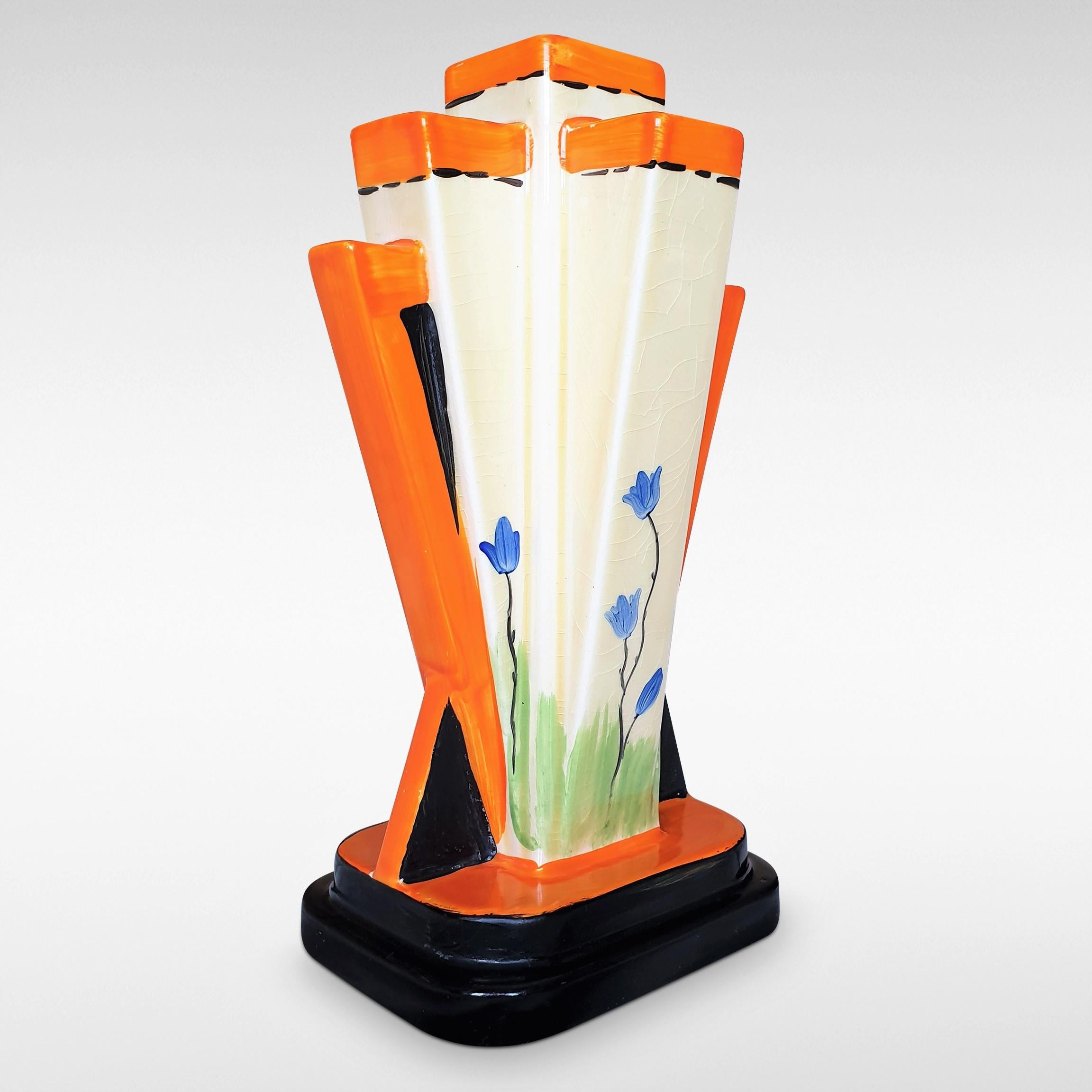 Art Deco 'Moderne' Vase by Myott Son & Co 1