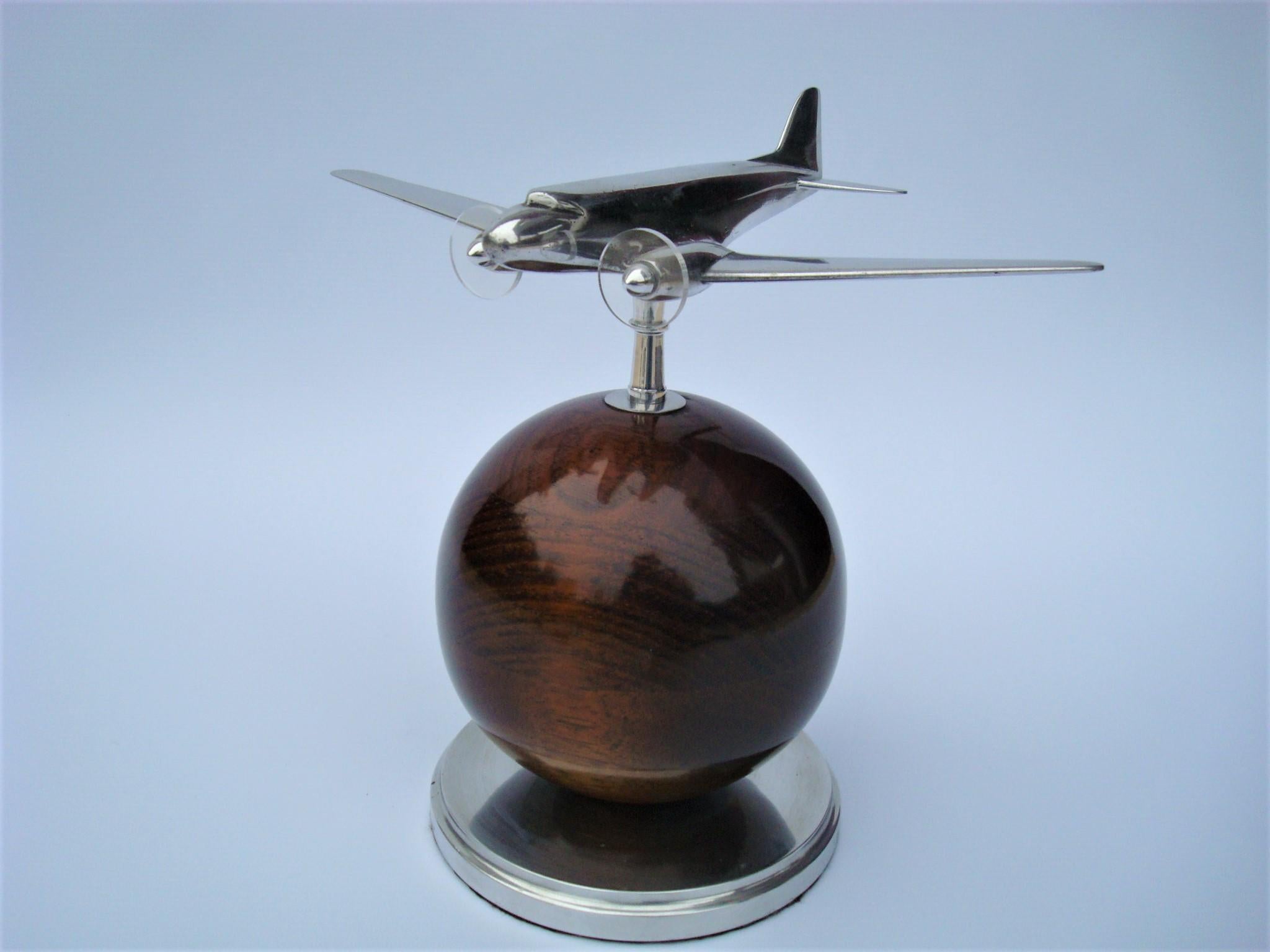 aeroplane desk
