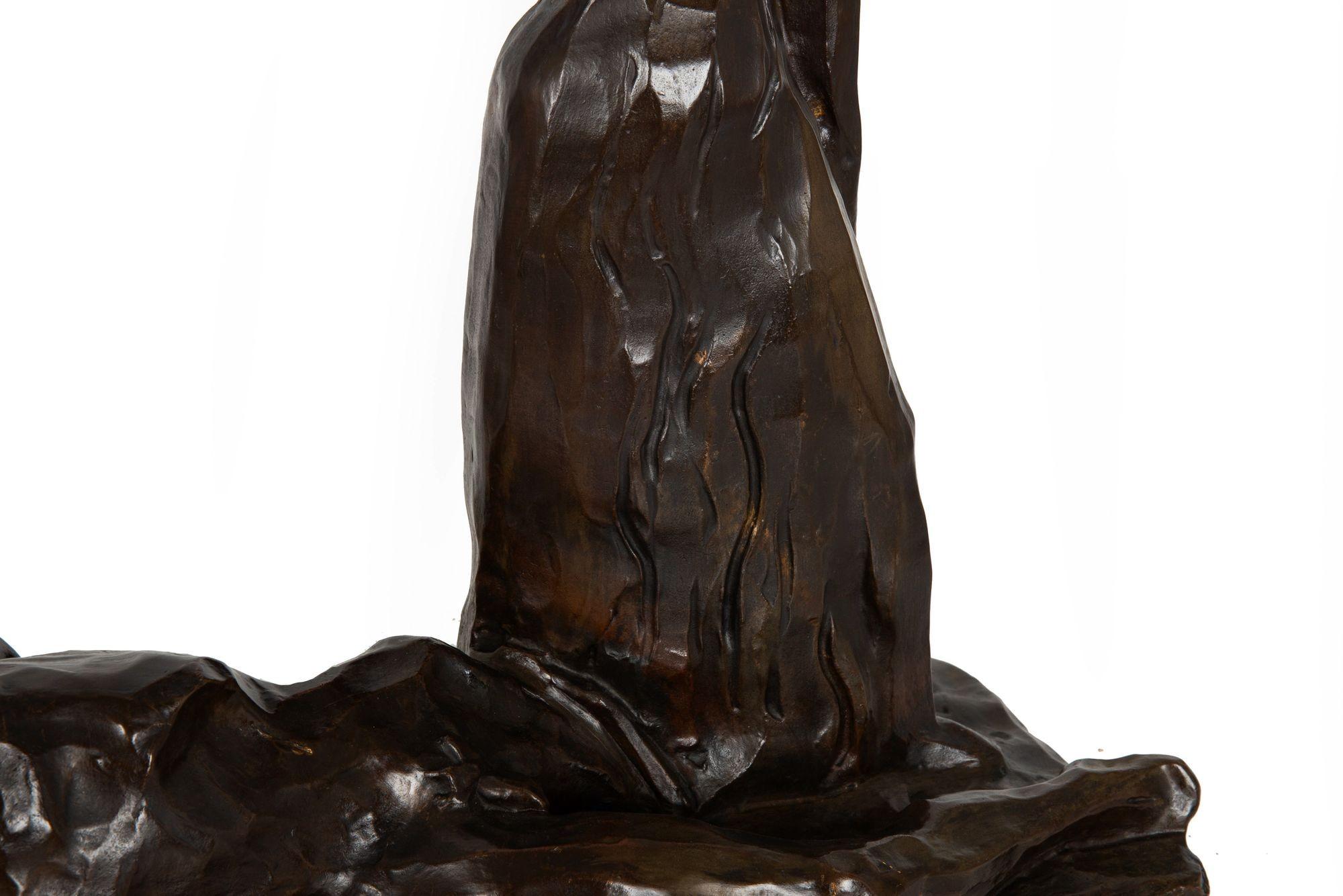 Scultura in bronzo del Modernismo Art Deco 