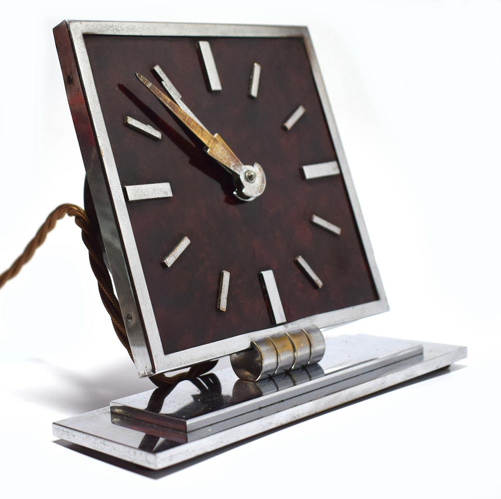 English Art Deco Modernist 1930s Chrome and Bakelite Clock For Sale