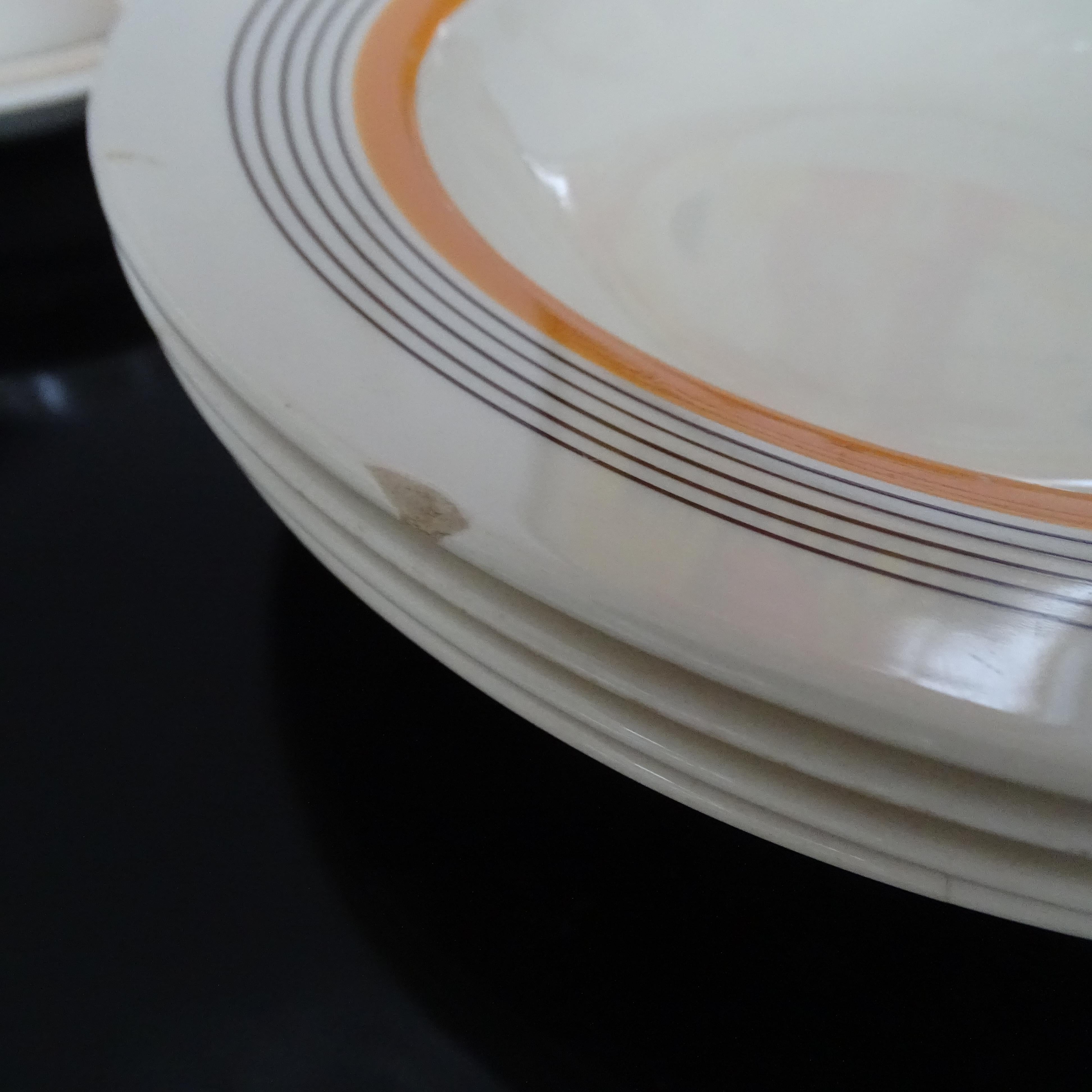 Art Deco Modernist 27-Pcs Royal Doulton England China Dinnerware Service For Sale 12