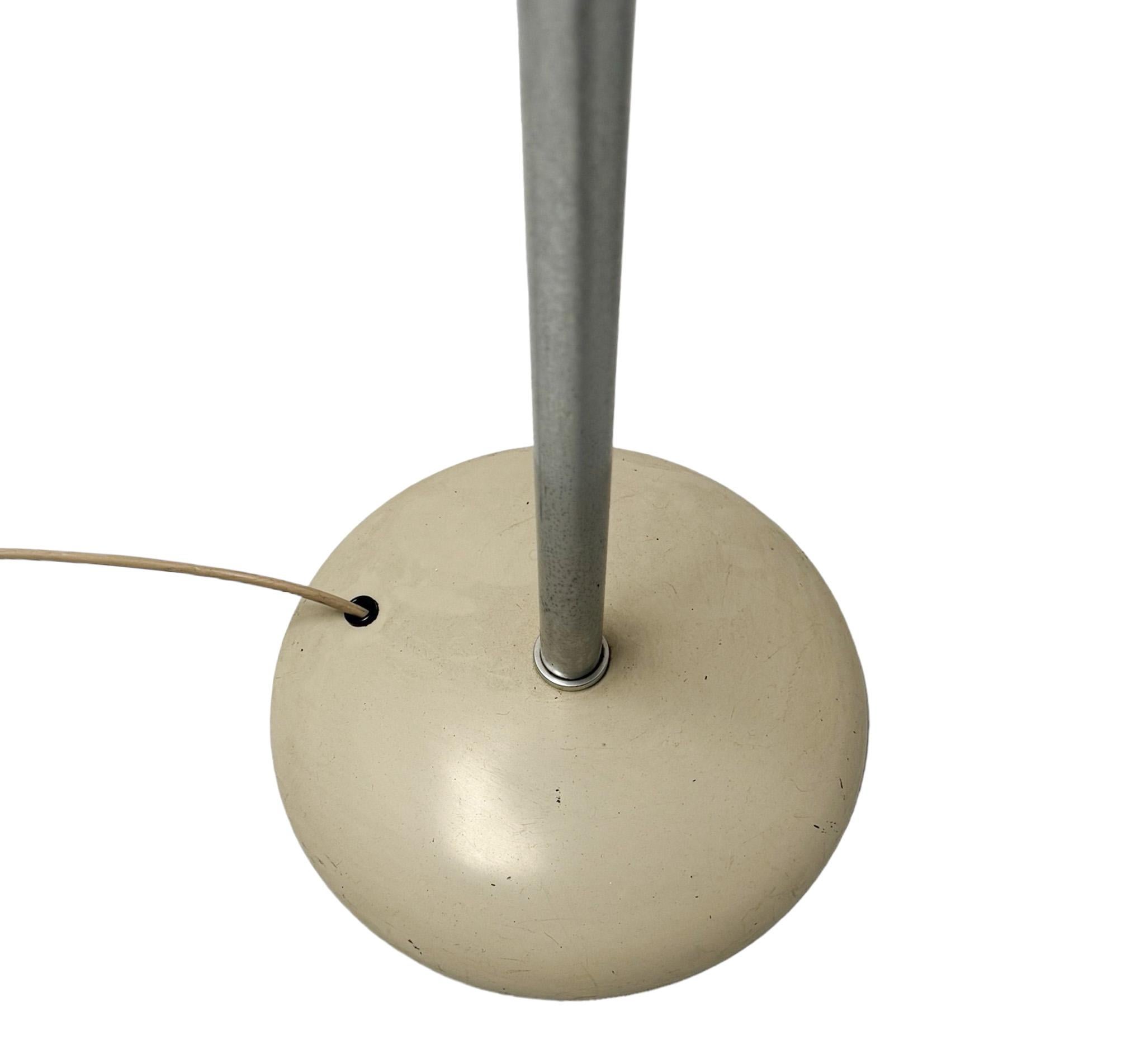 Modernistische Art-Déco-Stehlampe 6004 oder 640B von W.H. Gispen für Gispen, 1935 im Zustand „Gut“ im Angebot in Amsterdam, NL