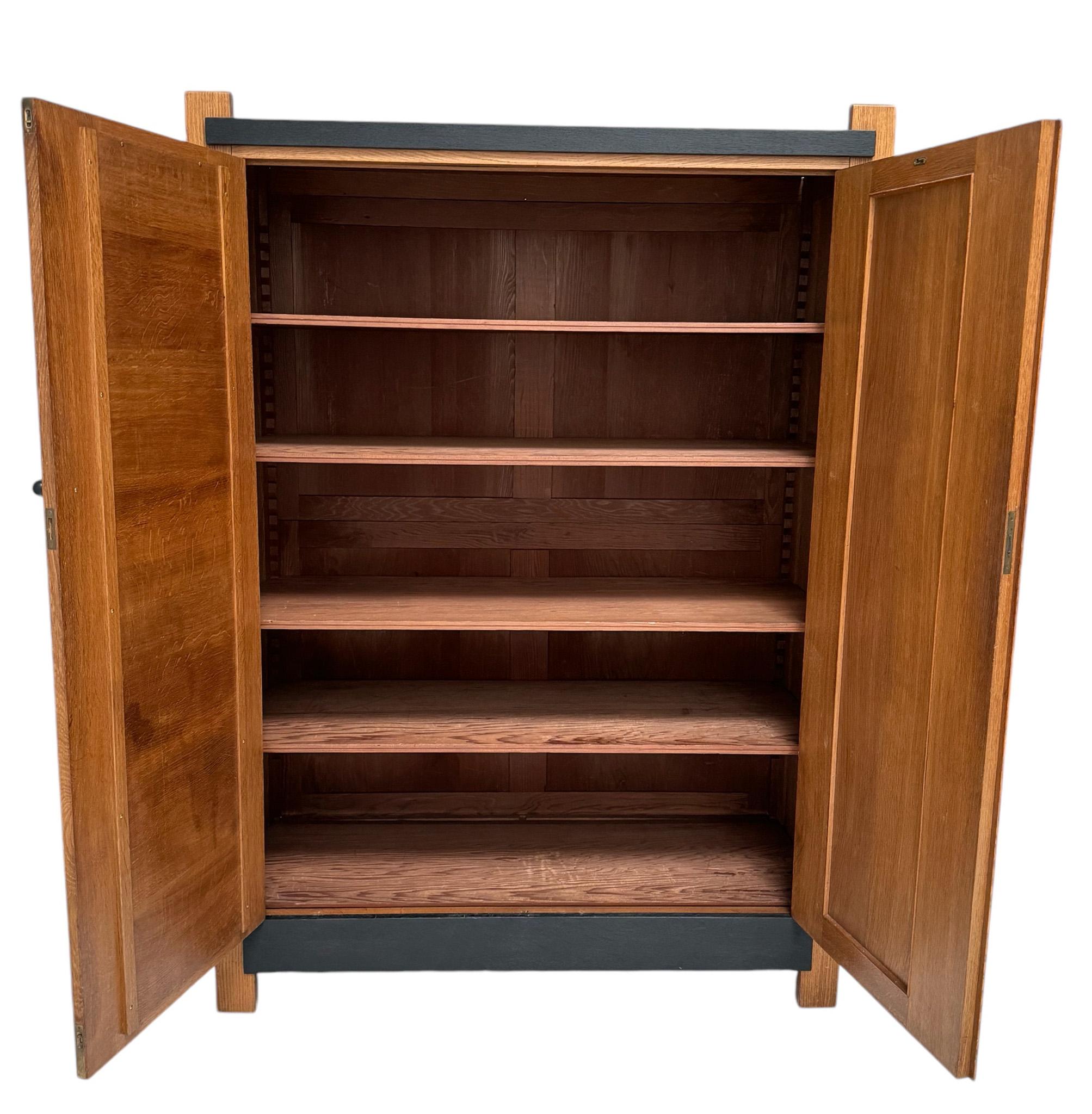 Art Deco Modernist Armoire or Wardrobe by Hendrik Wouda for Pander, 1924 In Good Condition For Sale In Amsterdam, NL