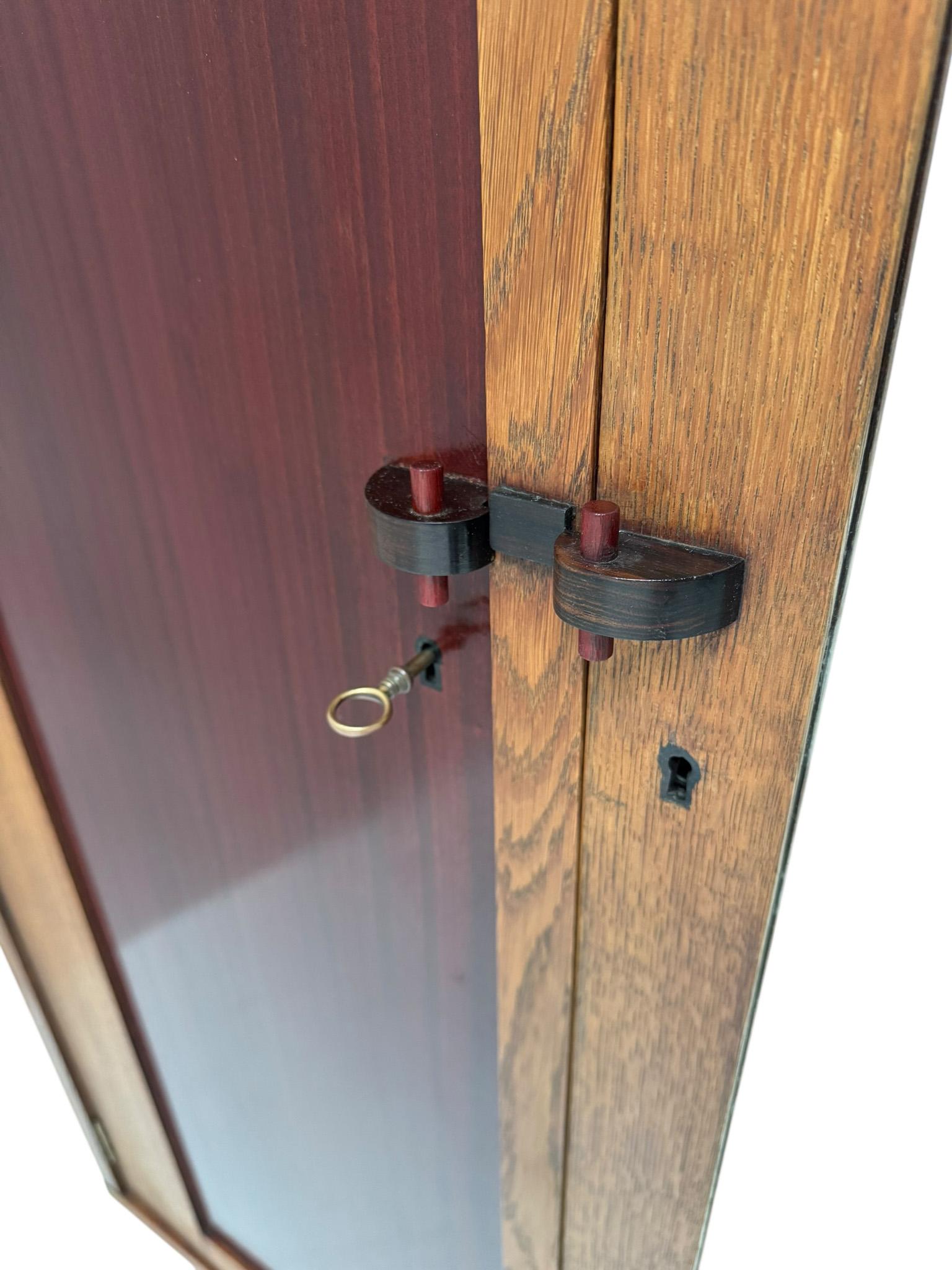 Art Deco Modernist Kleiderschrank oder Garderobe von J.J. Zijfers Amsterdam, 1920er-Jahre im Angebot 4