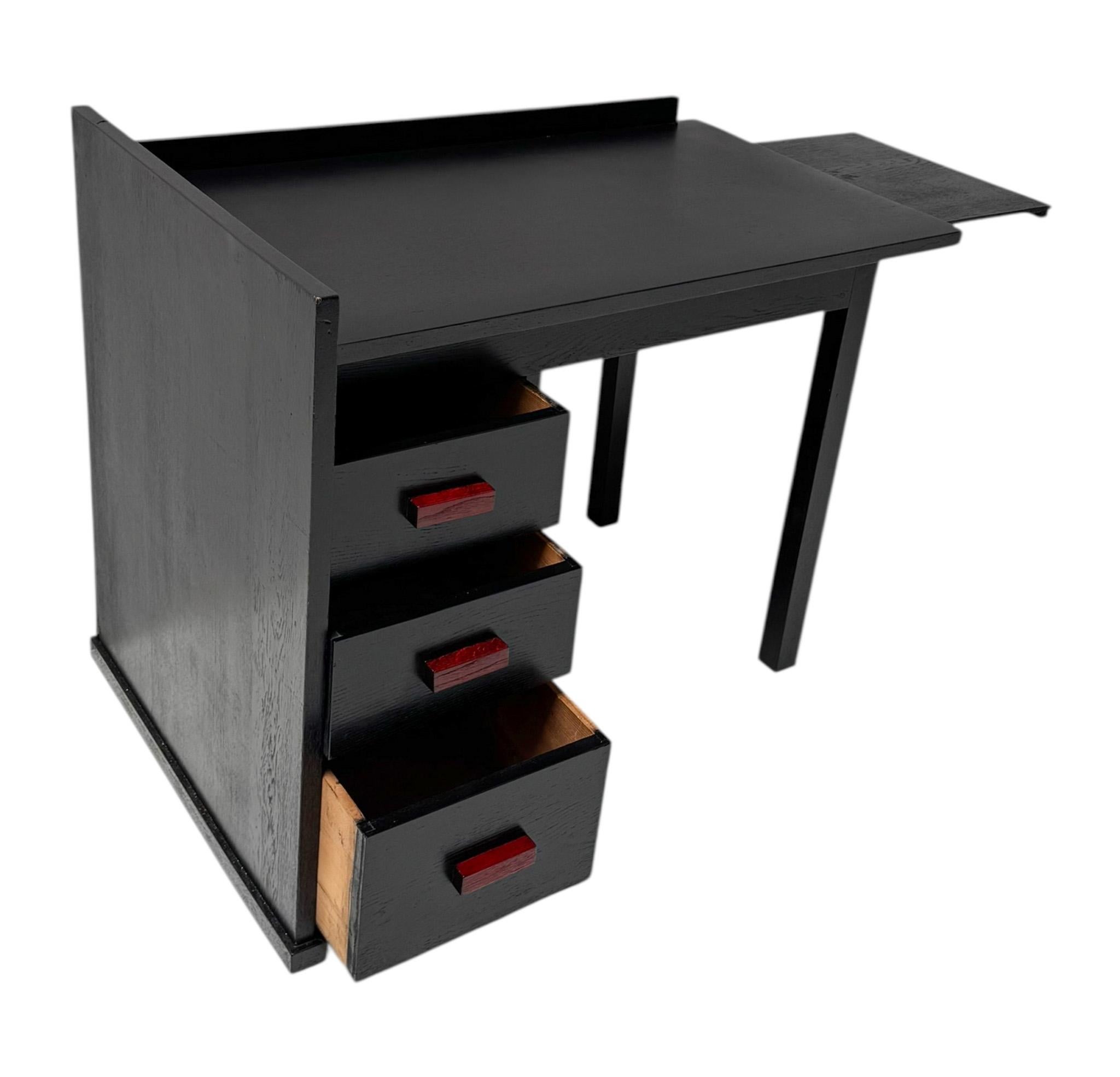 Art Deco Modernist Black Lacquered Desk or Writing Table, 1930s For Sale 2