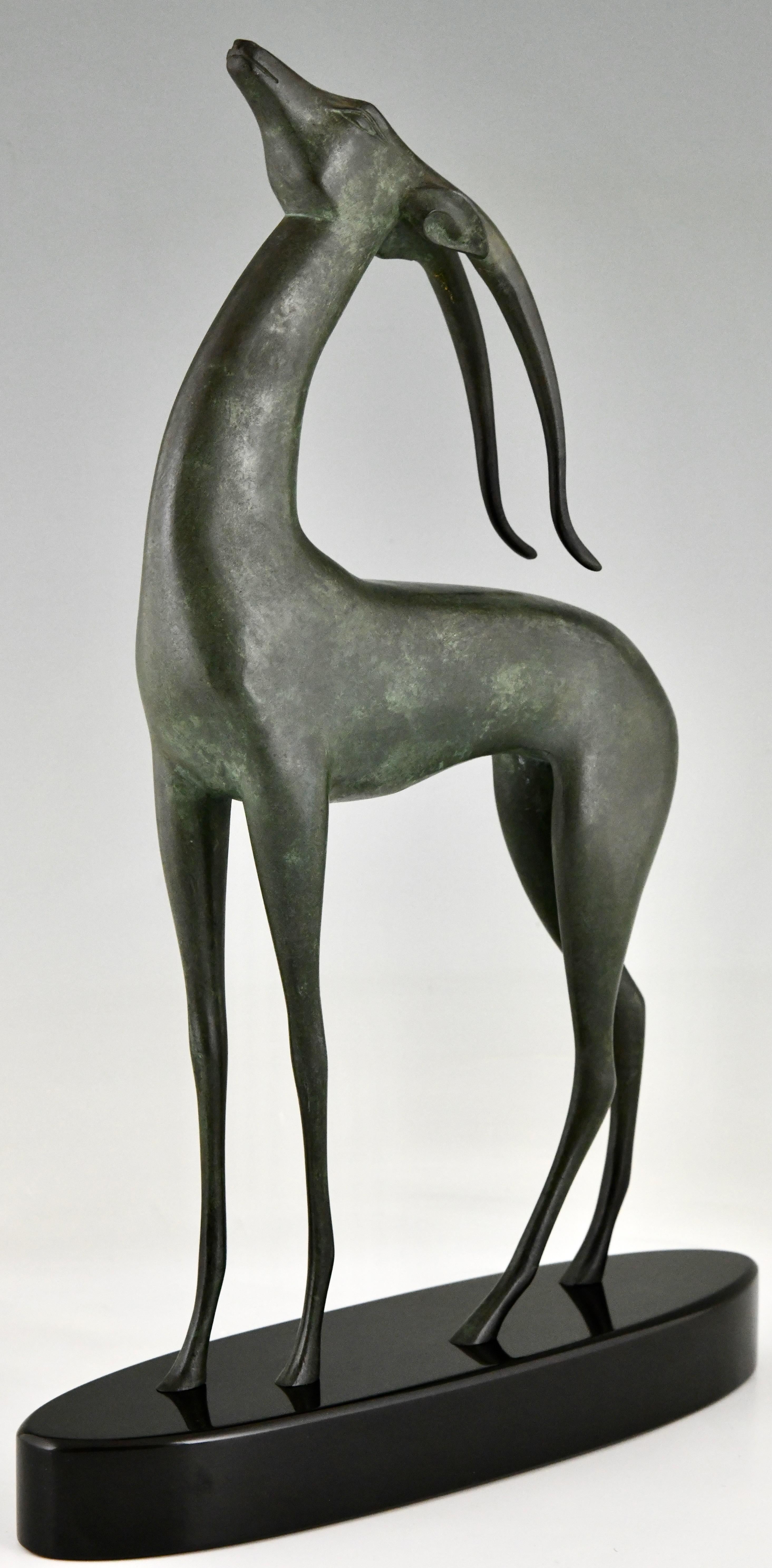 French Art Deco Modernist bronze sculpture antelope by Boisnoir, Marcel Guillemard 1925 For Sale