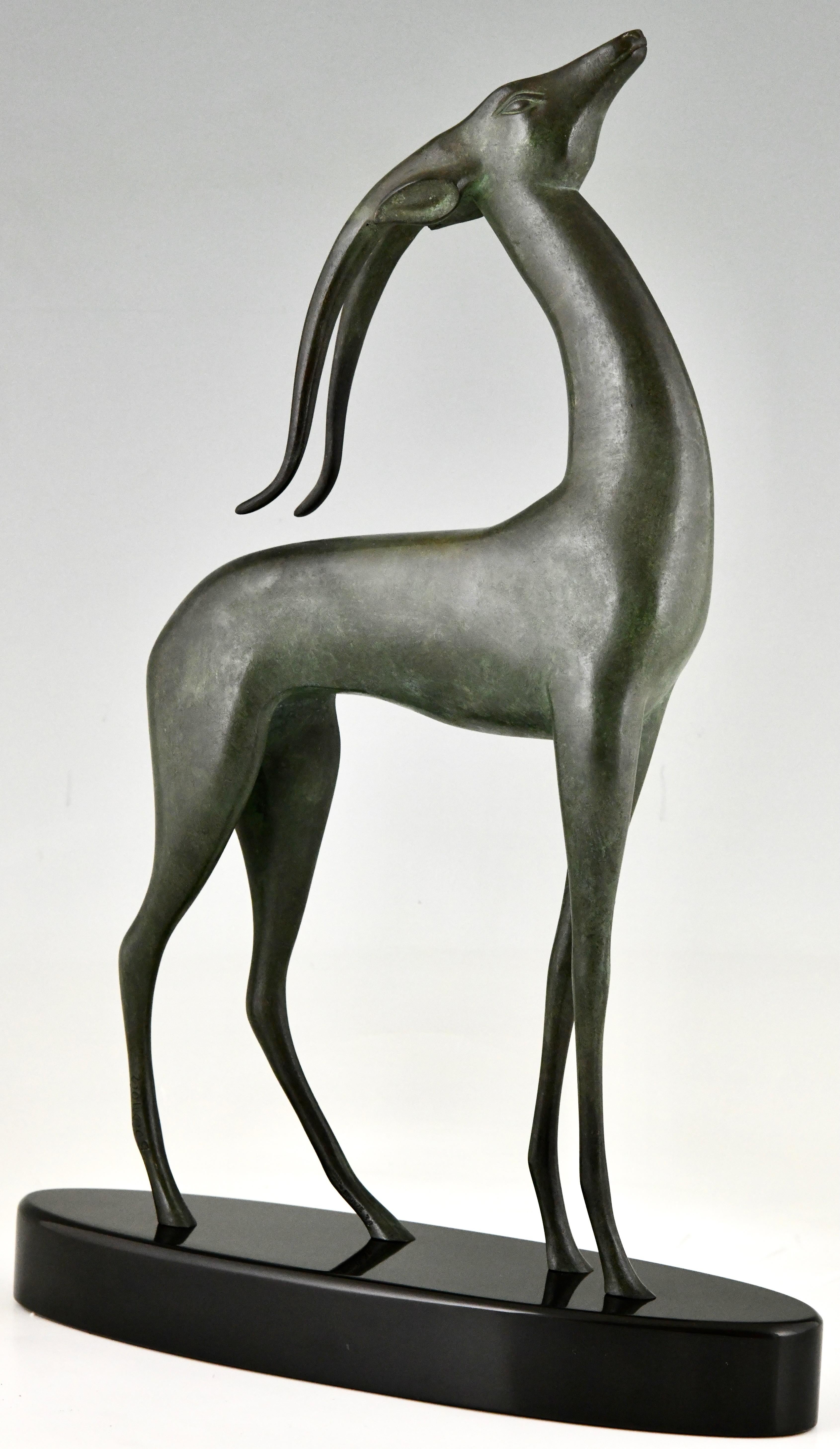 Art Deco Modernist bronze sculpture antelope by Boisnoir, Marcel Guillemard 1925 In Good Condition For Sale In Antwerp, BE