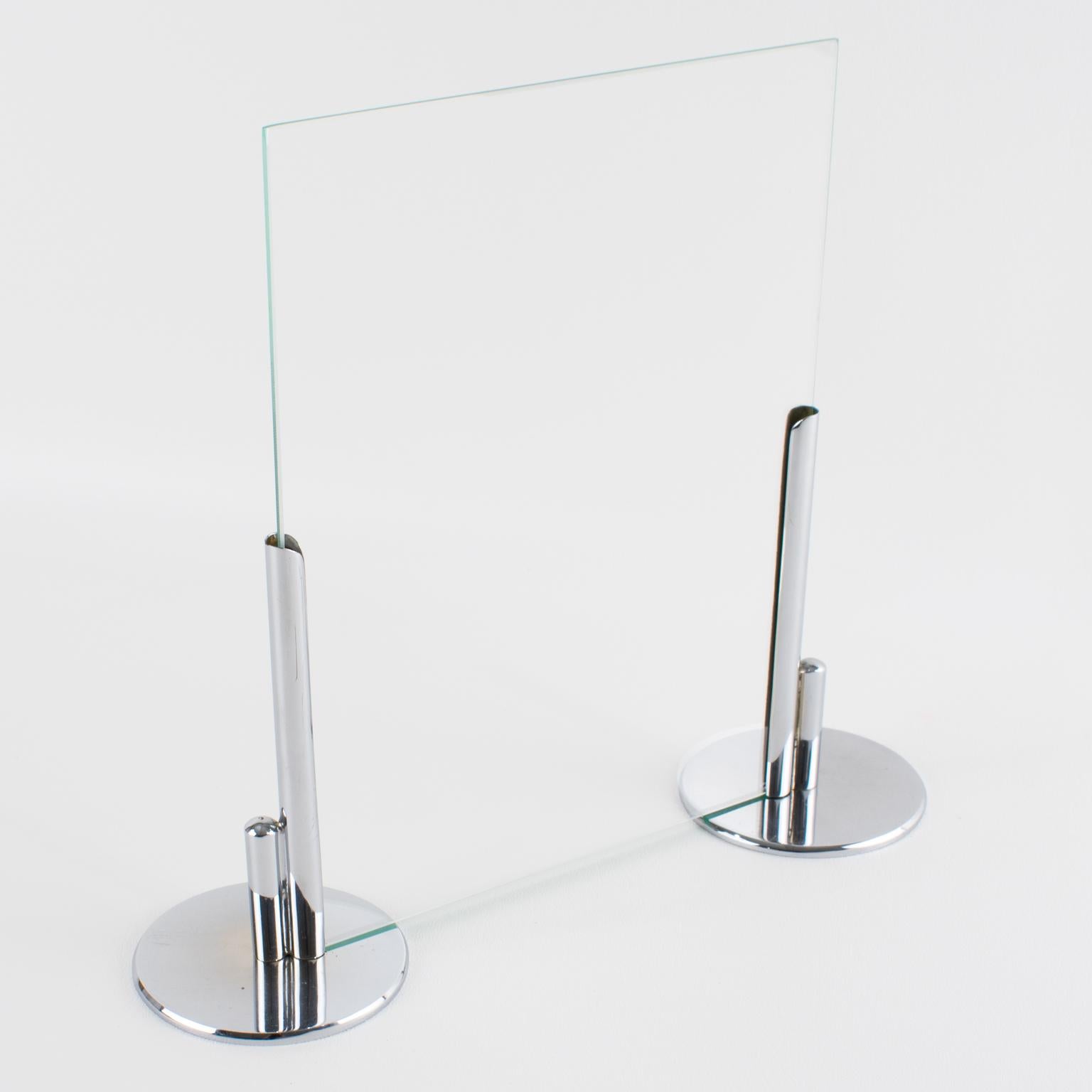 Modernistischer verchromter Art-Déco-Bilderrahmen, Frankreich 1930er Jahre im Angebot 3