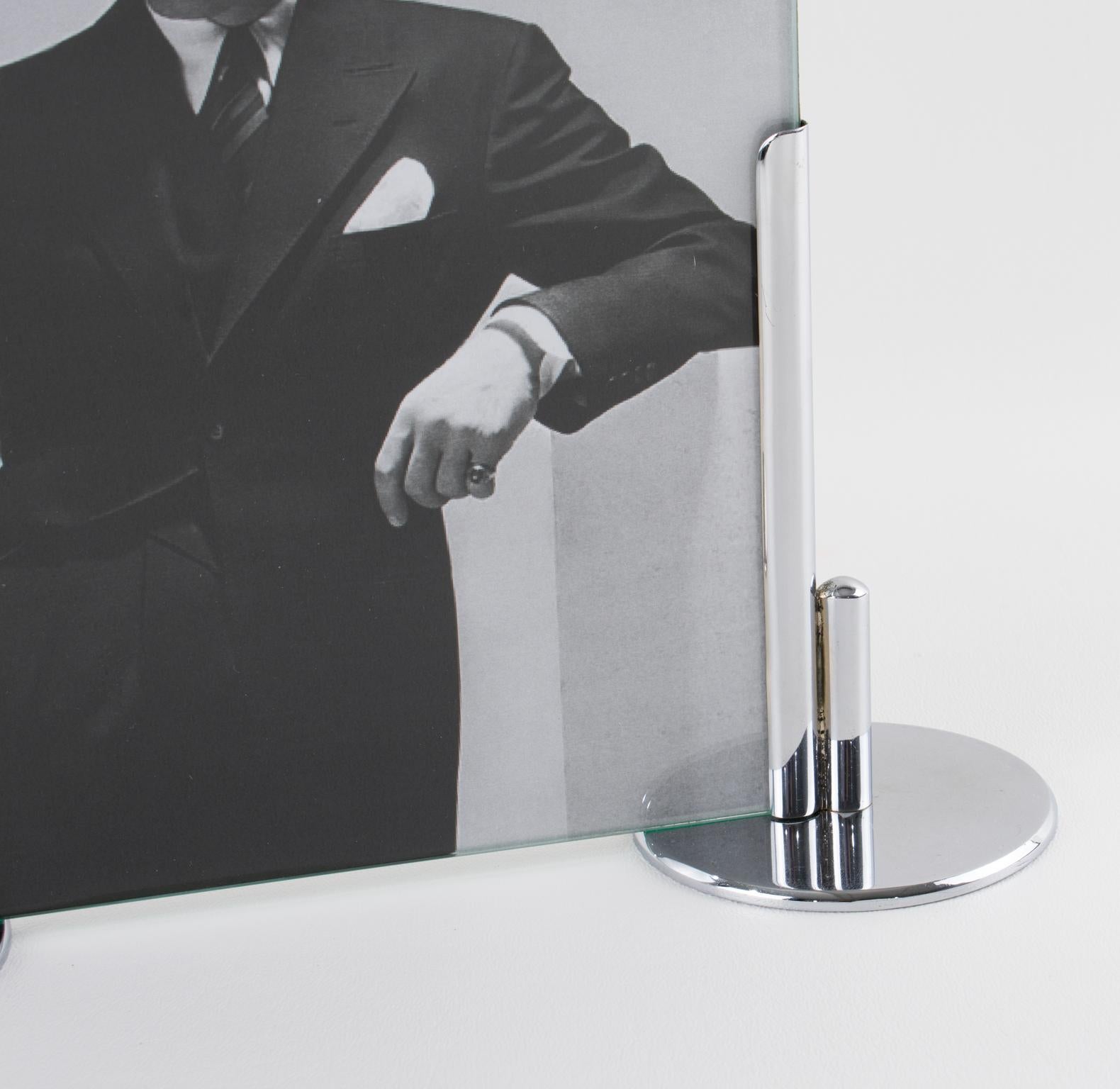 Modernistischer verchromter Art-Déco-Bilderrahmen, Frankreich 1930er Jahre (Metall) im Angebot