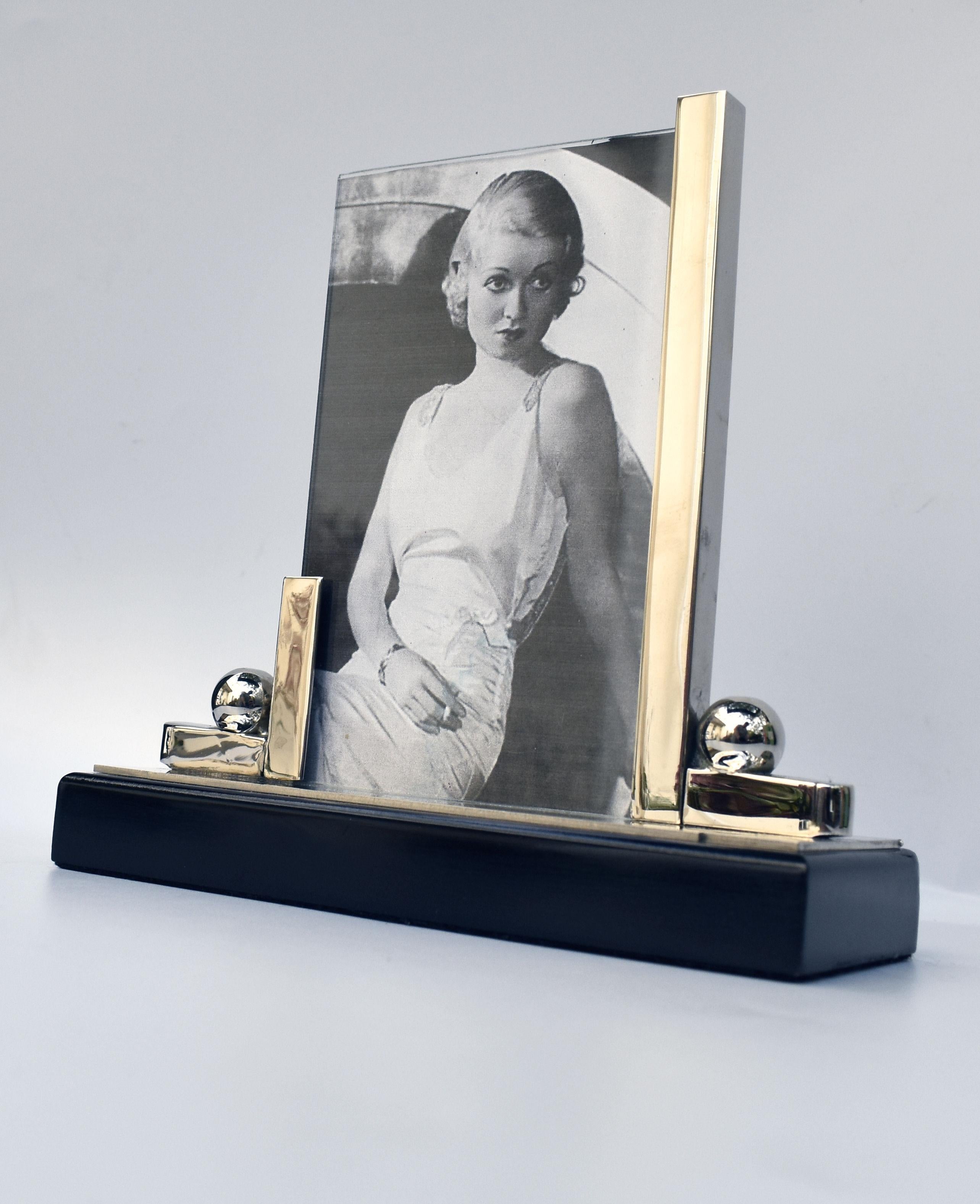 Art Deco Modernist Chrome Picture Frame, France, c1930's In Excellent Condition In Devon, England