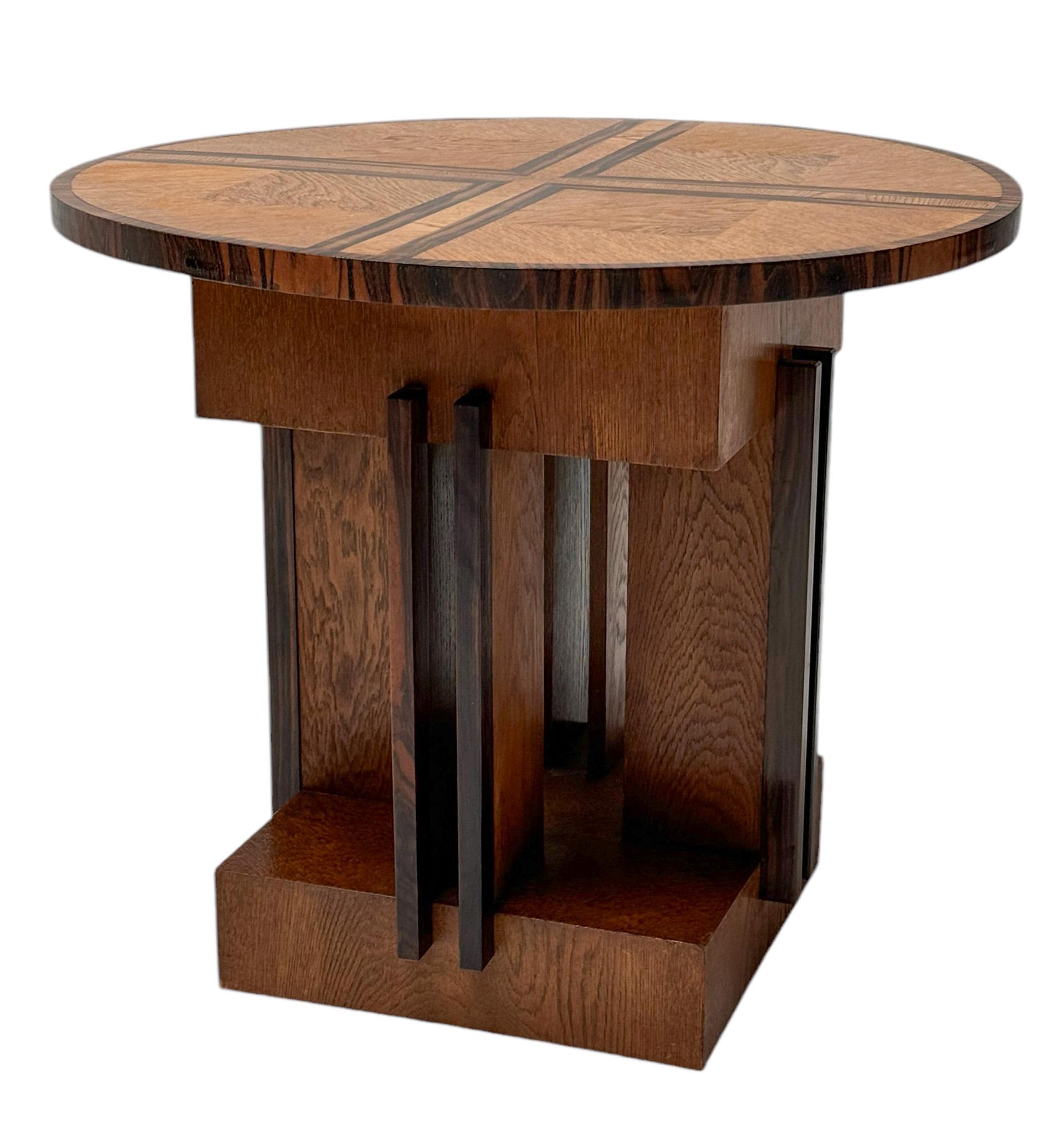 Néerlandais Table basse moderniste Art Déco de P.E.L. Izeren pour De Genneper Molen, années 1920 en vente