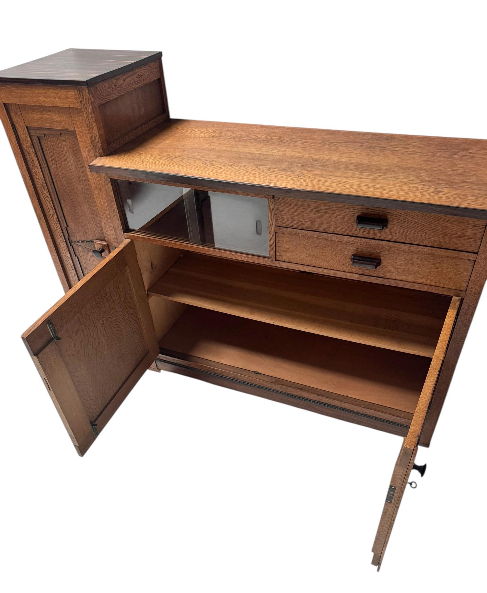 Art Deco Modernist Credenza or Sideboard, 1920s For Sale 6