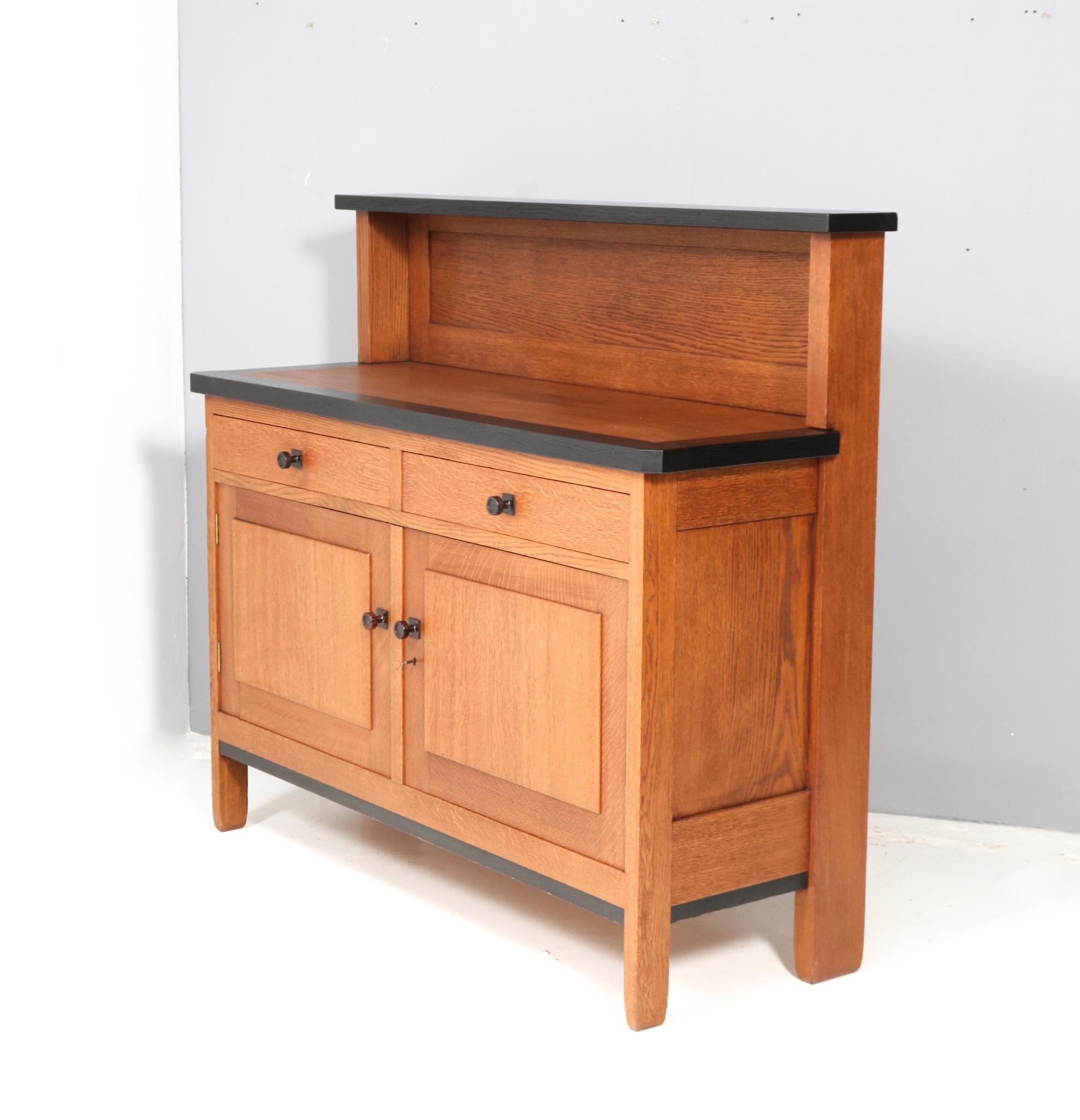 Art Deco Modernist Credenza or Sideboard by H. Fels for L.O.V. Oosterbeek For Sale 2
