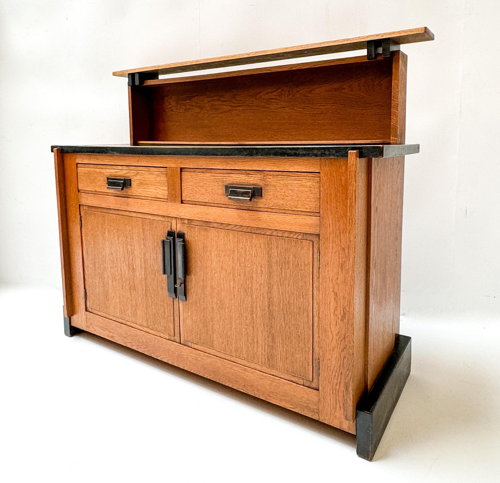 Credenza o aparador modernista art déco de Jan Brunott, años 20 en venta 1