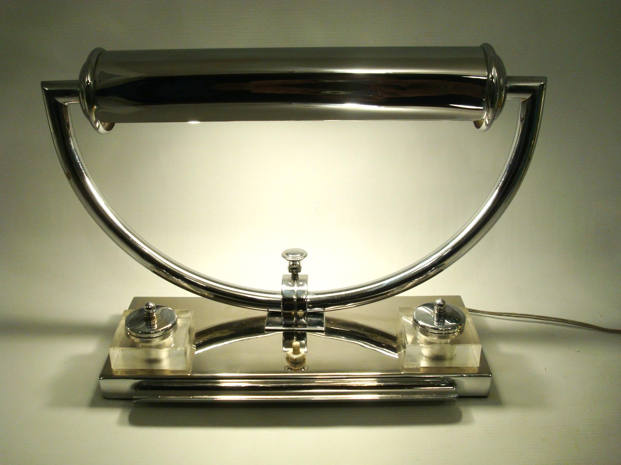 Art Deco Modernist Desk and Table Lamp. USA 1930´s For Sale 5