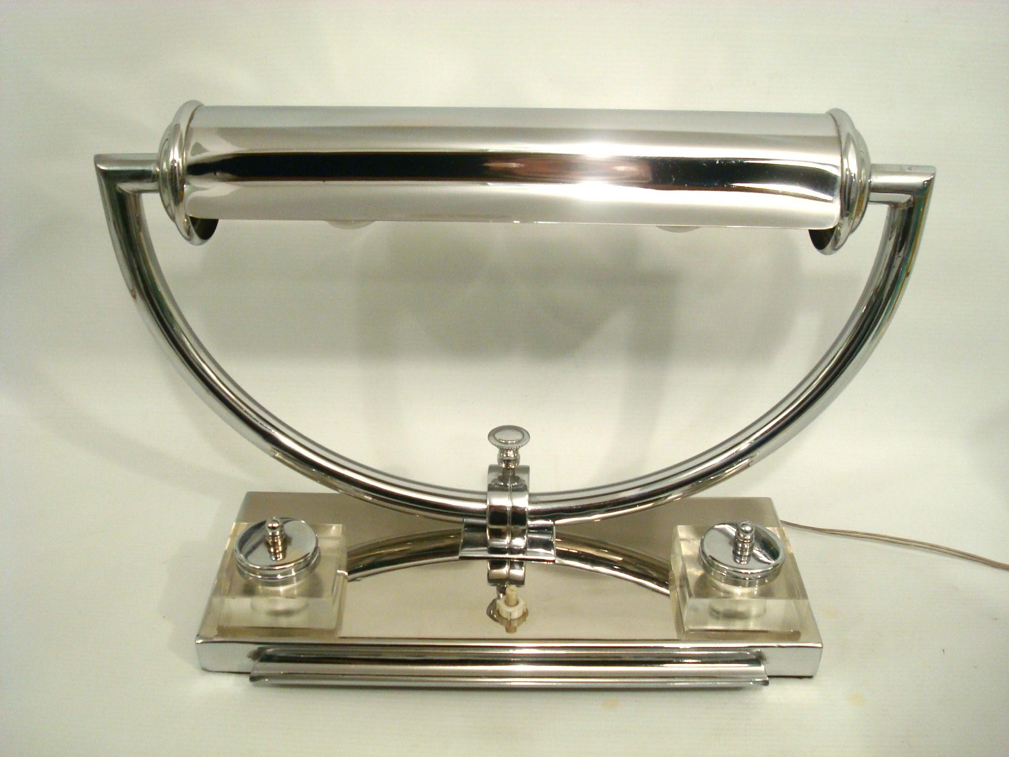 American Art Deco Modernist Desk and Table Lamp. USA 1930´s For Sale