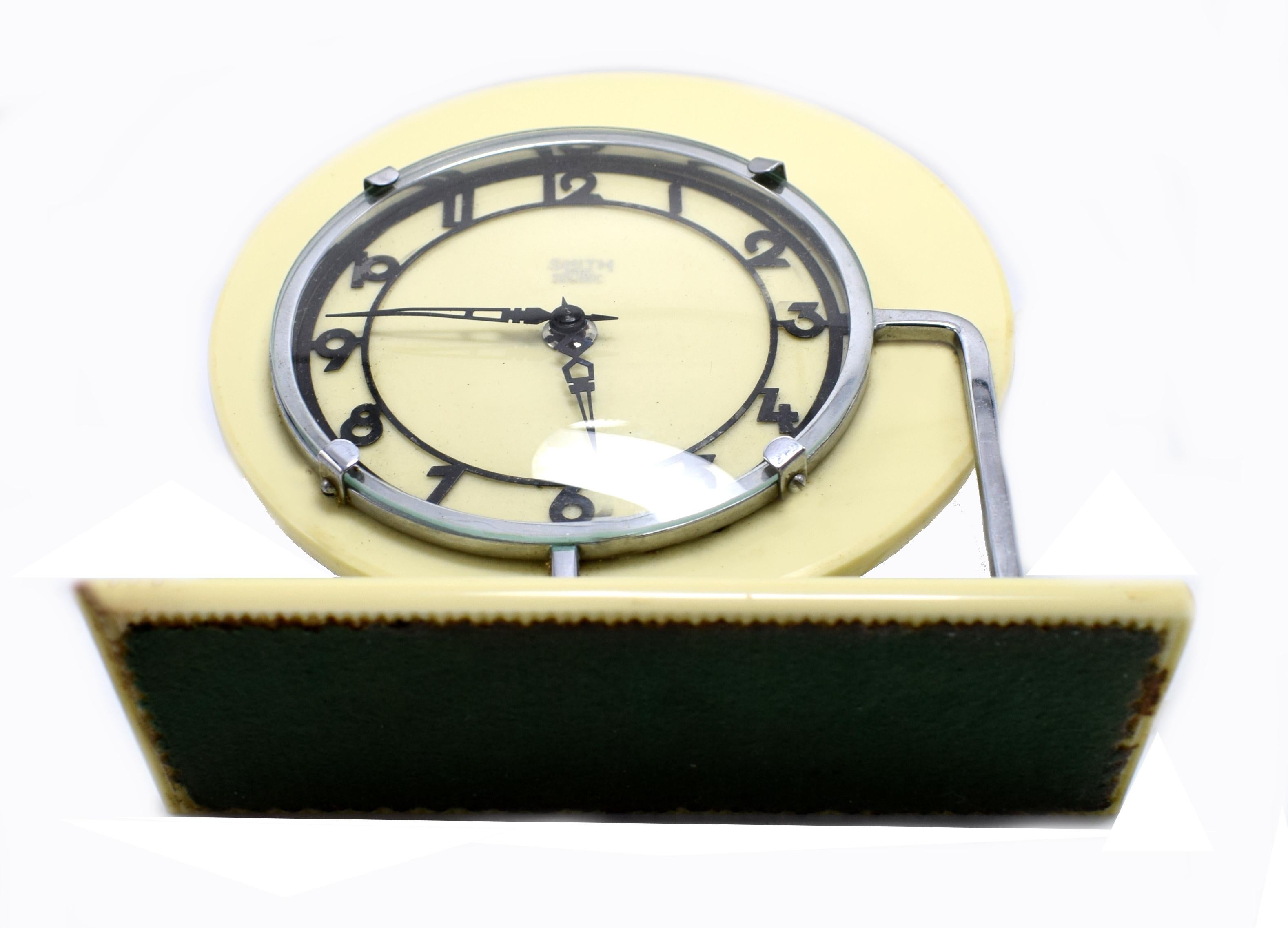 Glass Art Deco Modernist English Clock by GEC, circa 1930