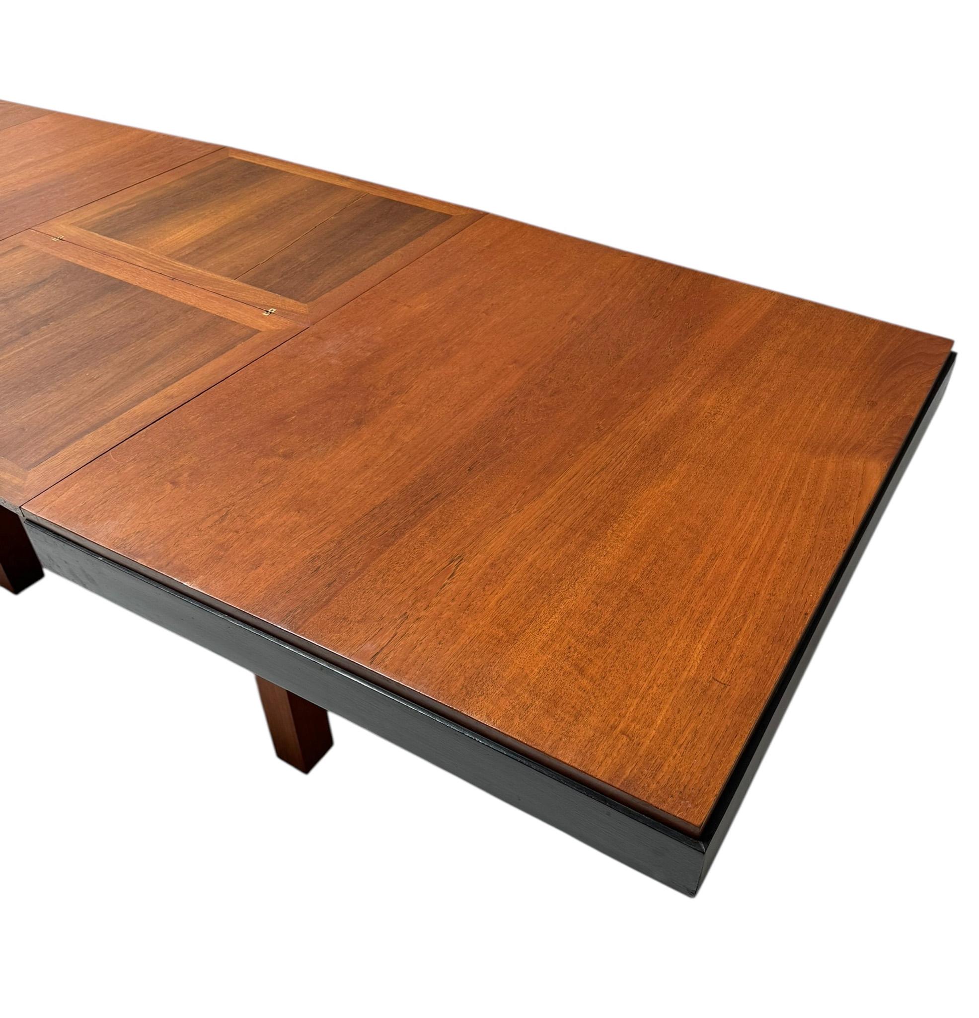 Art Deco Modernist Extending Dining Room Table by Toko v/d Pol Semarang, 1920s For Sale 7
