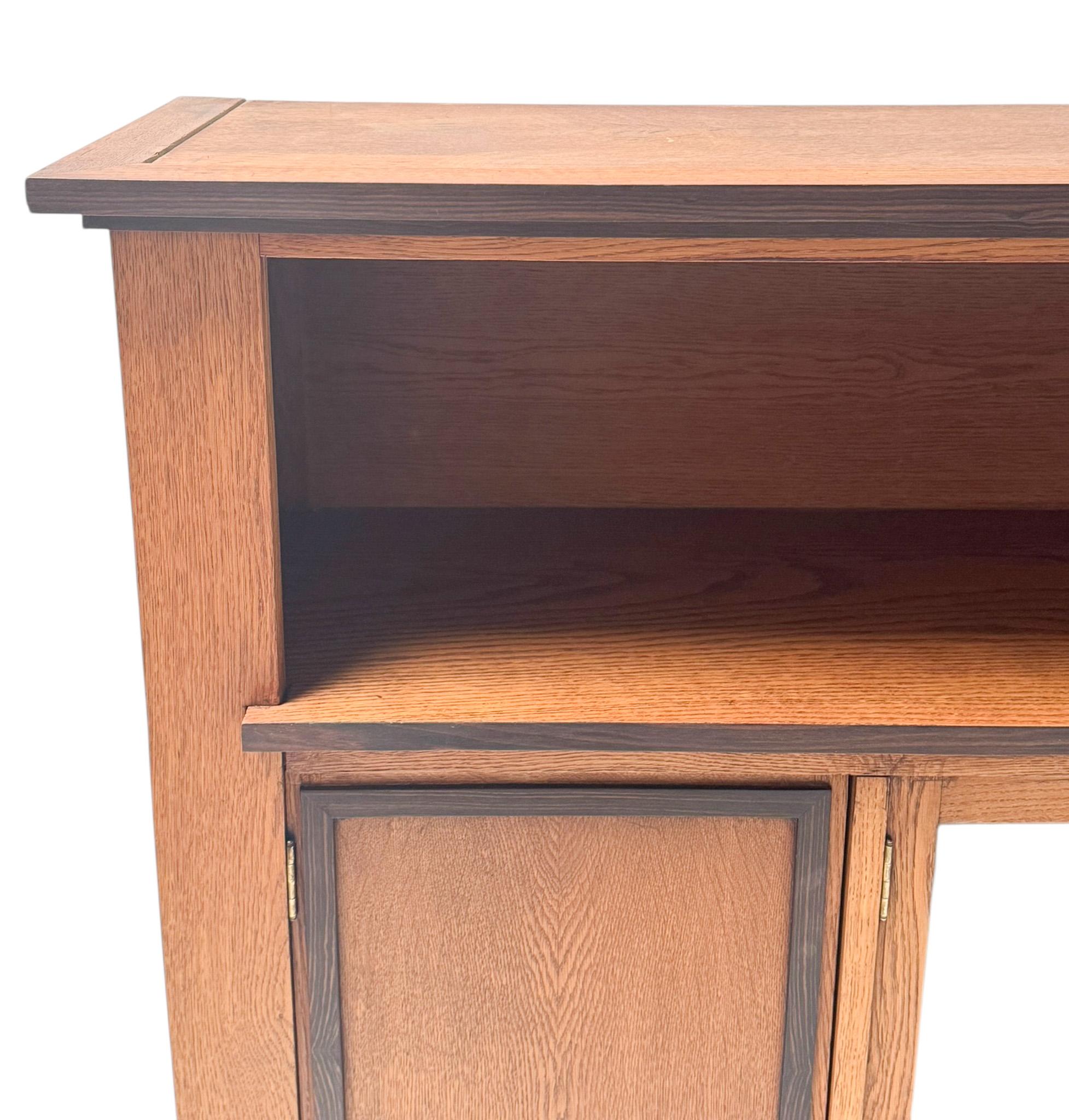 Bibliothèque art déco moderniste à quatre portes, années 1920 en vente 4