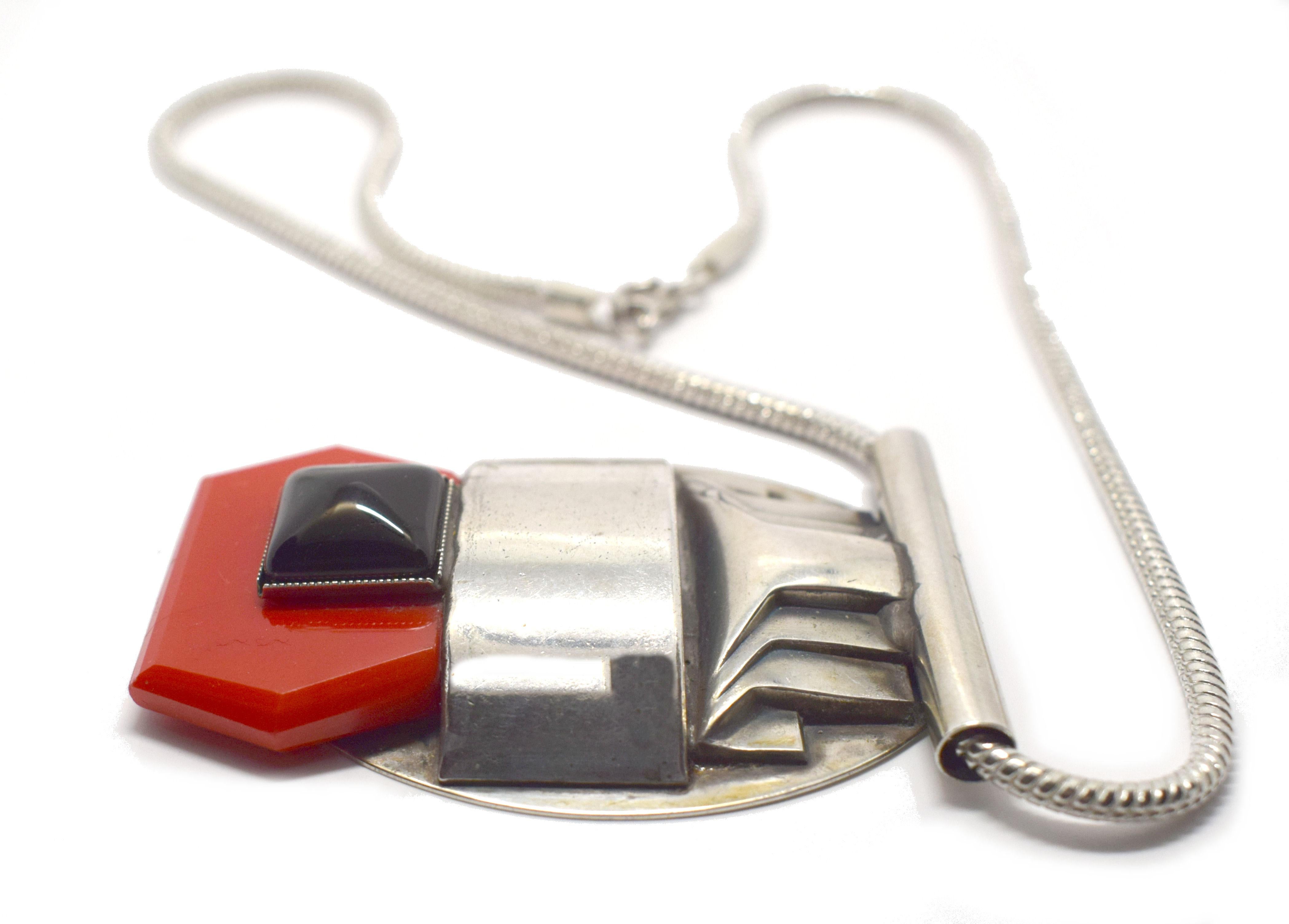 Art Deco Modernist Galalith Necklace, circa 1930s In Good Condition For Sale In Westward ho, GB
