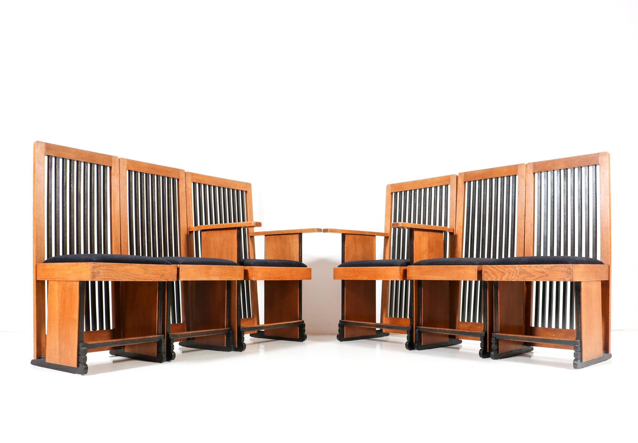 Néerlandais Chaises de salle à manger Art Déco modernistes à haut dossier par Architect Caspers, années 1920 en vente