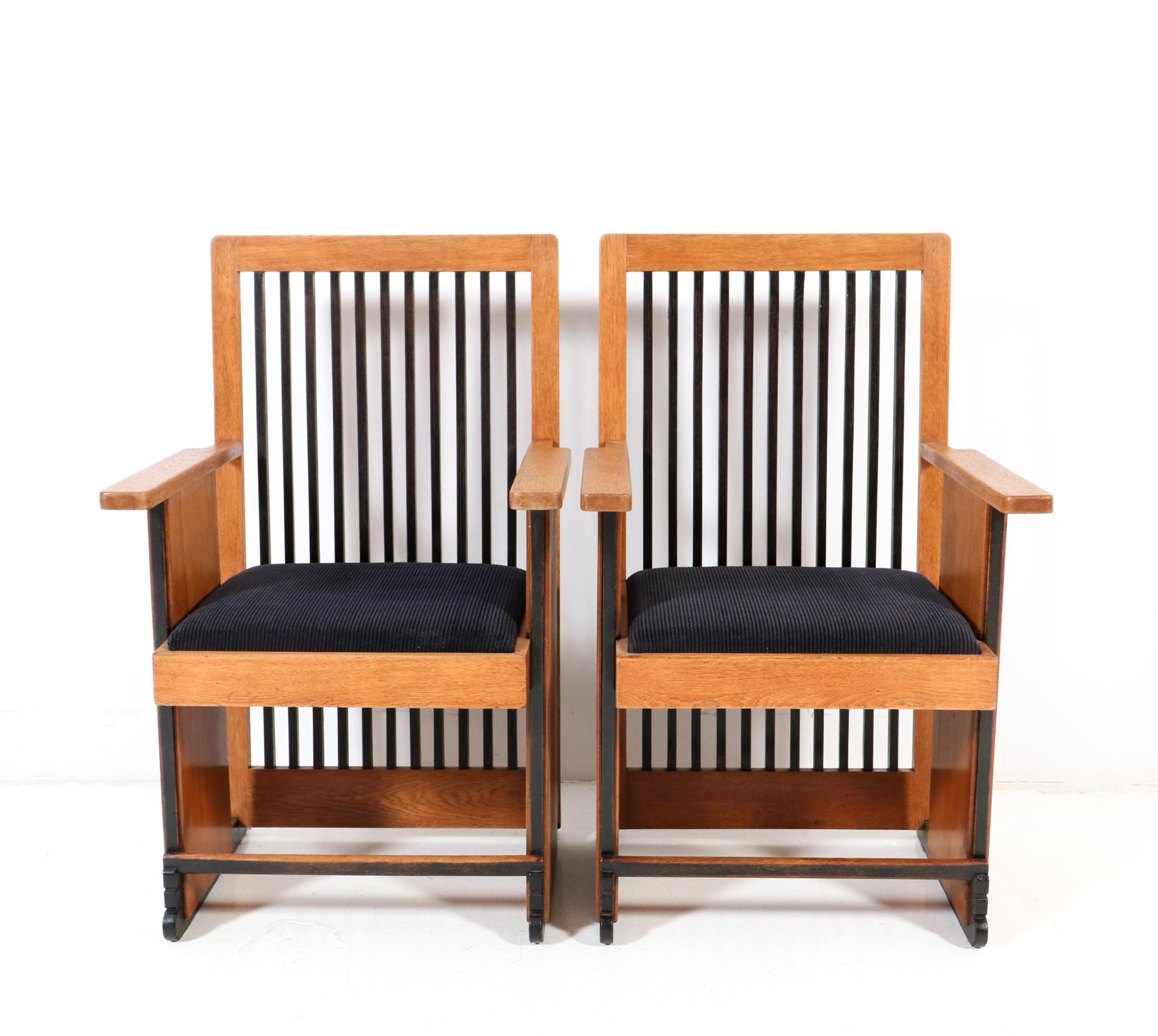 Laqué Chaises de salle à manger Art Déco modernistes à haut dossier par Architect Caspers, années 1920 en vente