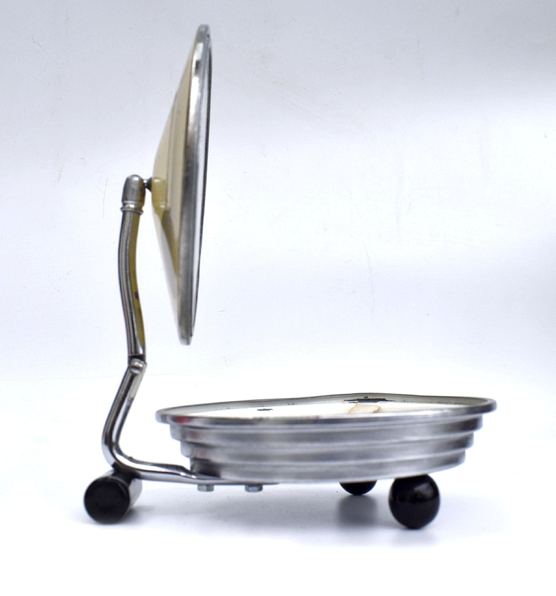 Polvera modernista Art Decó para señoras, c1930 en Bueno estado para la venta en Devon, England