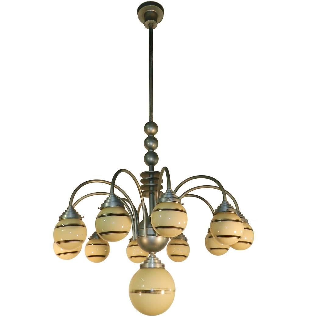 Grande pendente modernista in alluminio e vetro colorato CIRCA 1930 in vendita