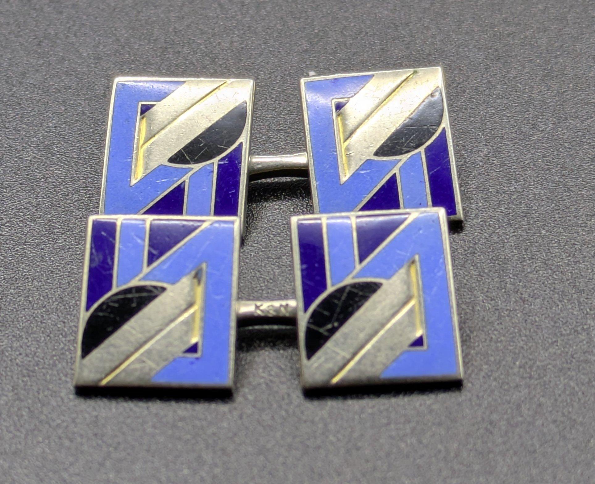 Anglais Art Deco Moderniste Paire de boutons de manchette en émail, circa 1930 en vente