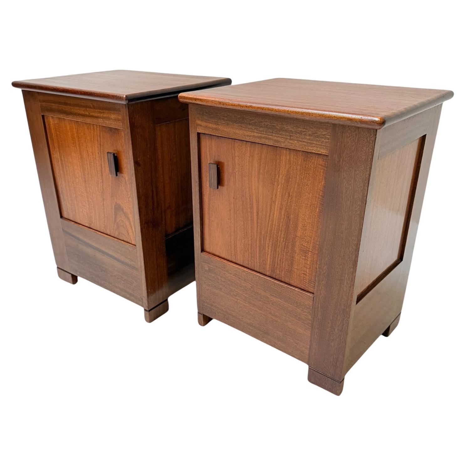 Comodini modernisti Art Déco di J.A. Muntendam per L.O.V. Oosterbeek, anni 
20 in vendita