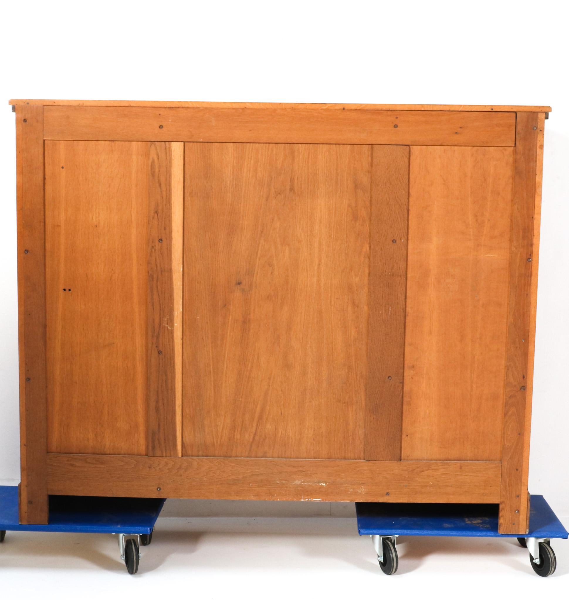 Art Deco Modernist Oak Bookcase with Glass Sliding Doors, 1920s For Sale 6