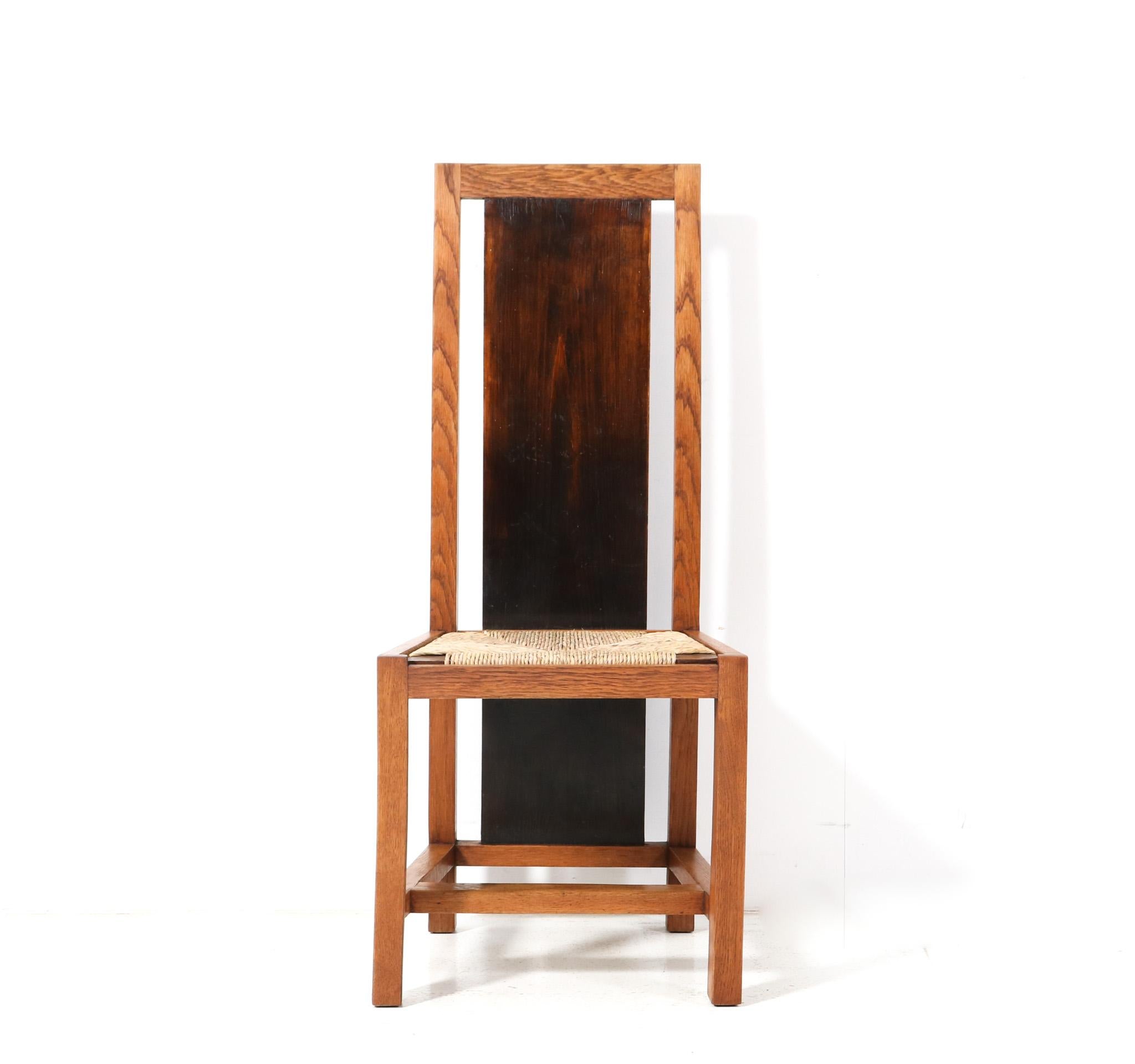 Art déco  Chaise à haut dossier Art Déco moderniste en chêne par Cor Alons, 1923 en vente