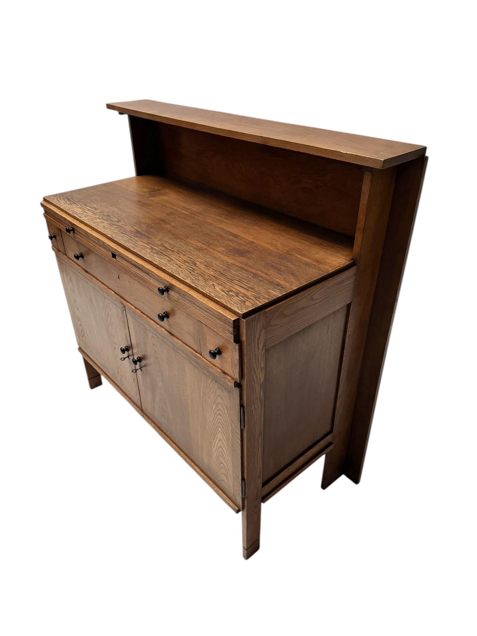 Art Deco Modernist Sideboard by Jan Wils for Meubelfabriek Eik en Linden, 1919 For Sale 3