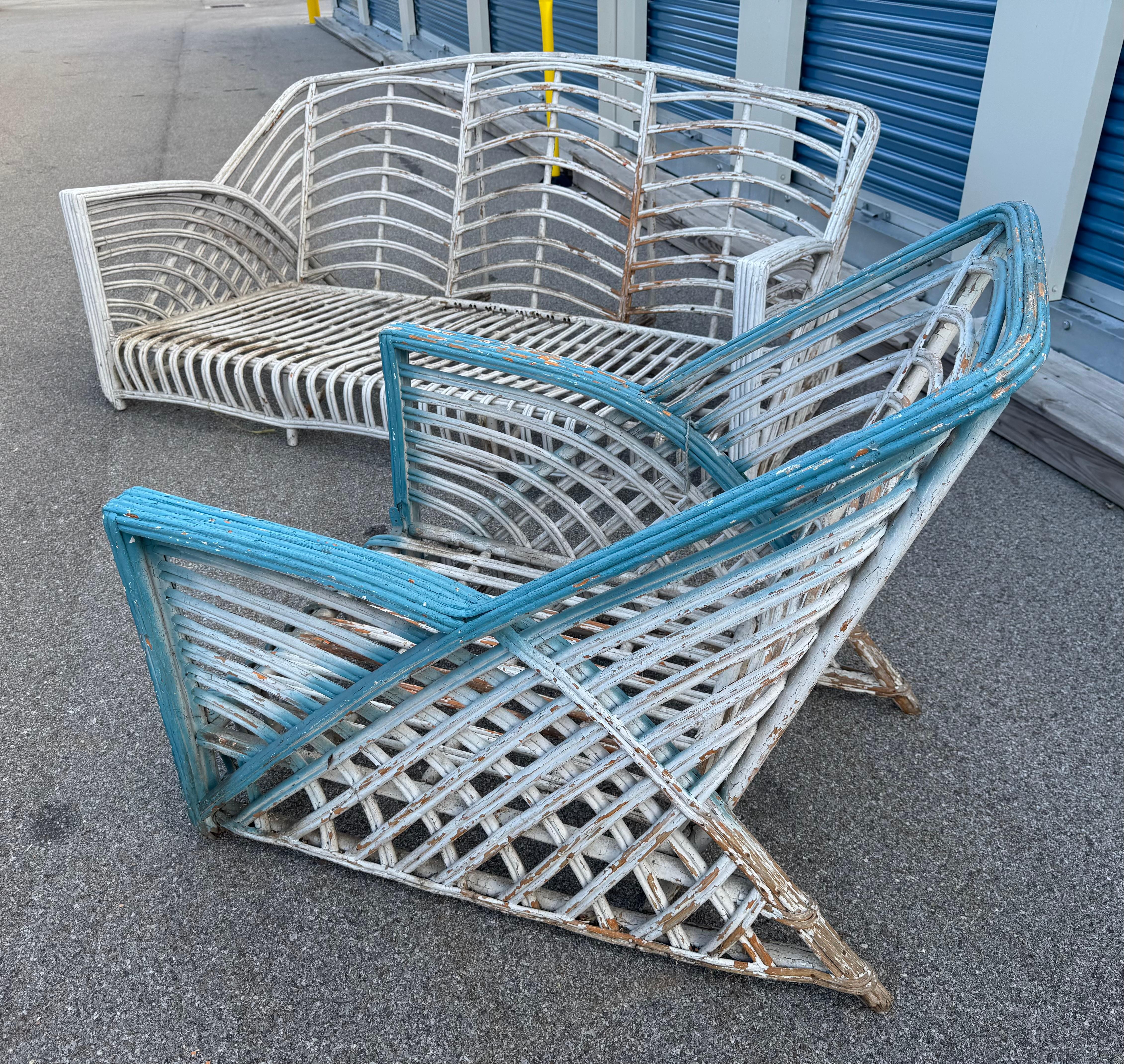 Peint Art Deco , mODERnist Sofa & Chair / Reed /Rattan / Wicker attr à Art Reed en vente