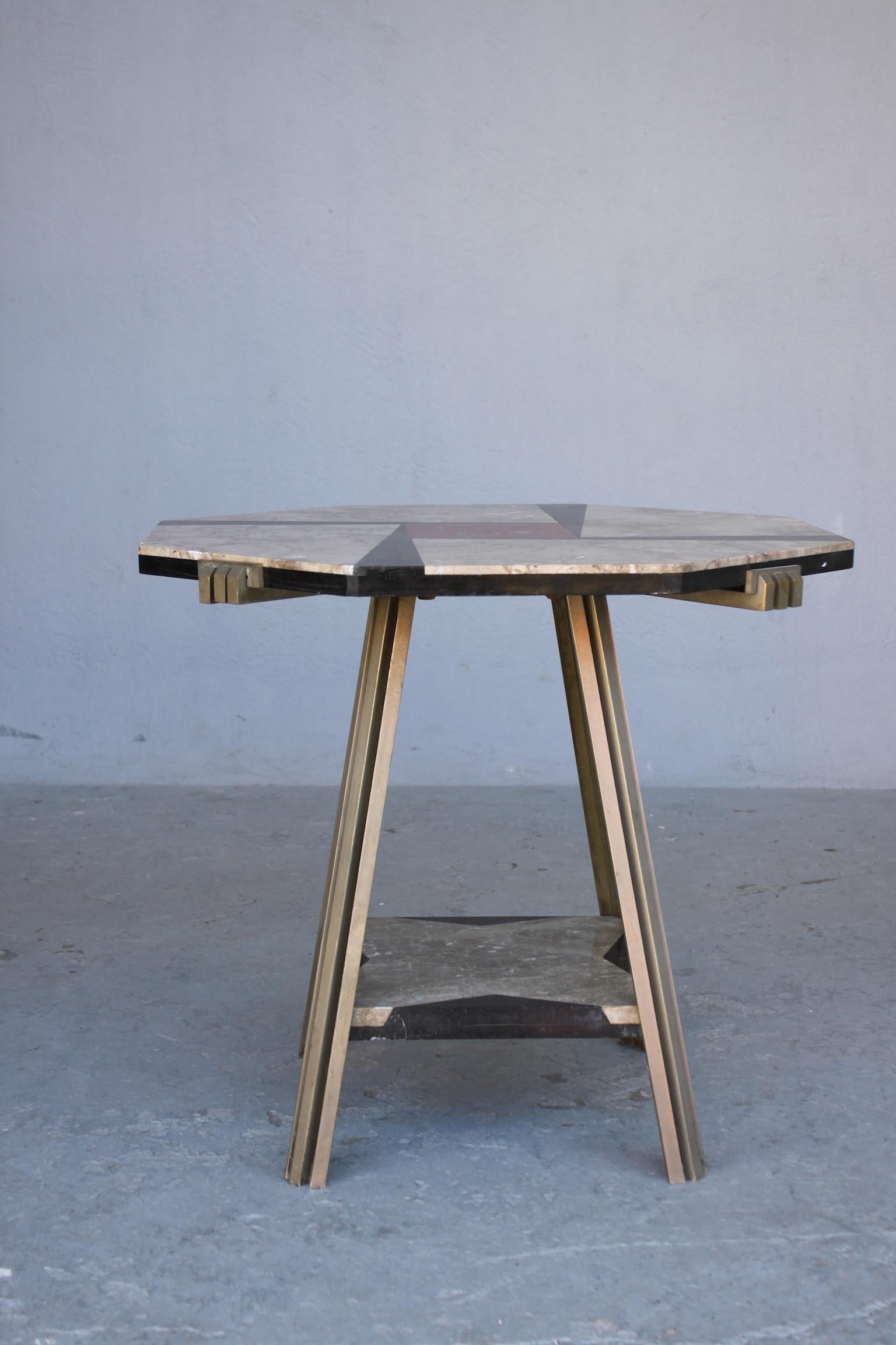 Art Deco Modernist Table (Art déco) im Angebot
