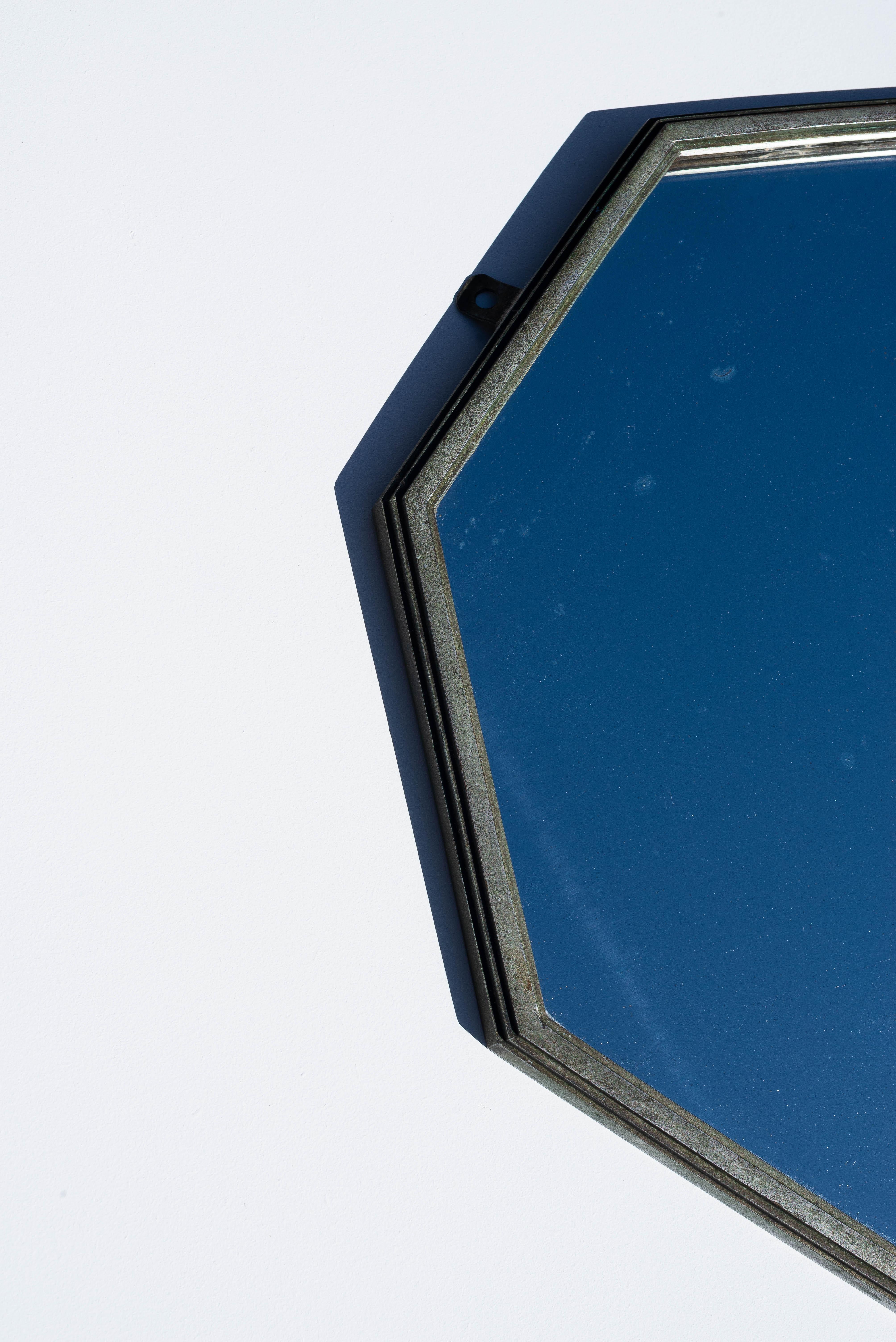 Art Deco Modernist Wall Mirror - Octagonal Silver Metal - Bauhaus Design - 1940s Bon état - En vente à ROUEN, Normandie
