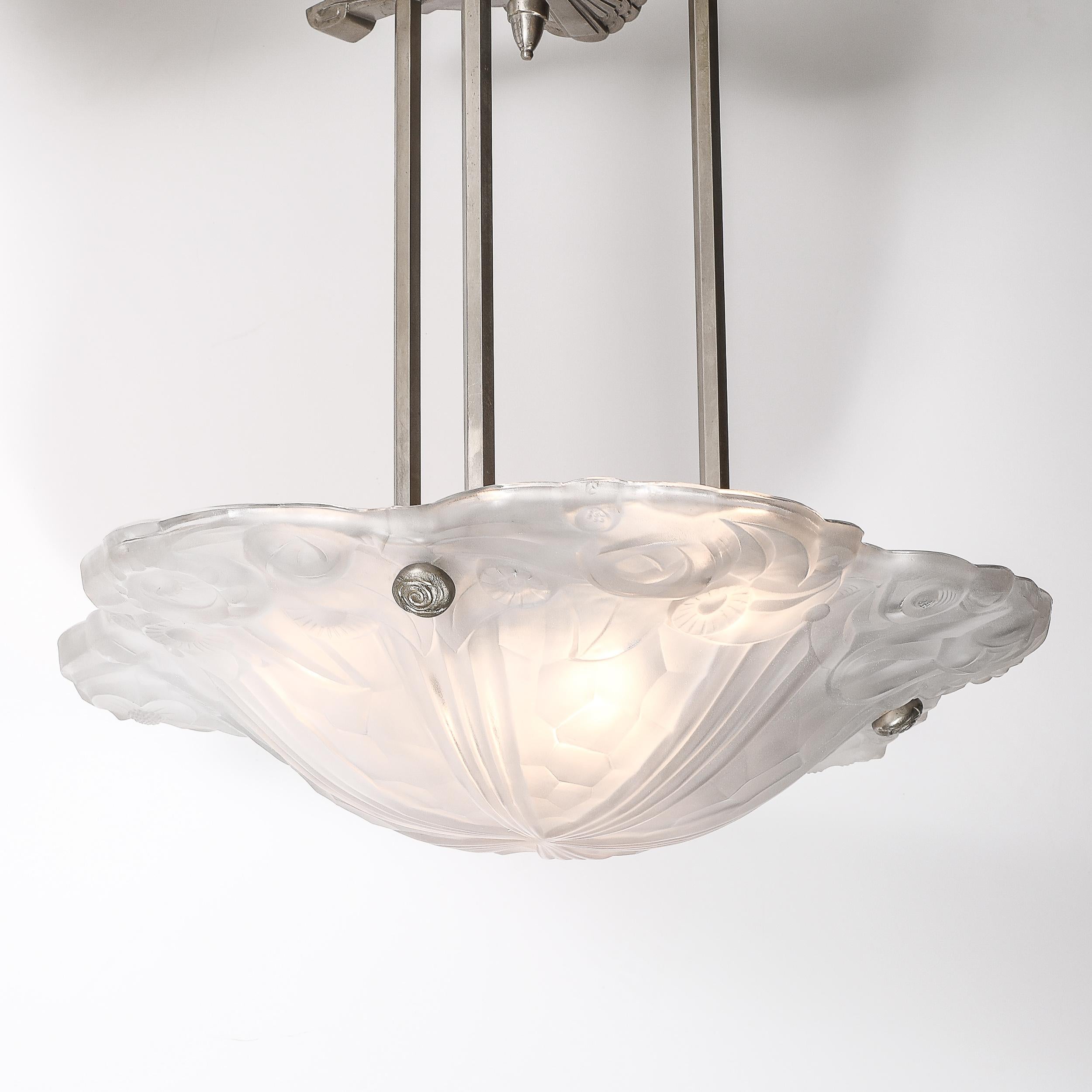 Art Deco geformt, mattiert floralen abstrakten kubistischen & Nickel-Kronleuchter signiert Degué (Art déco) im Angebot