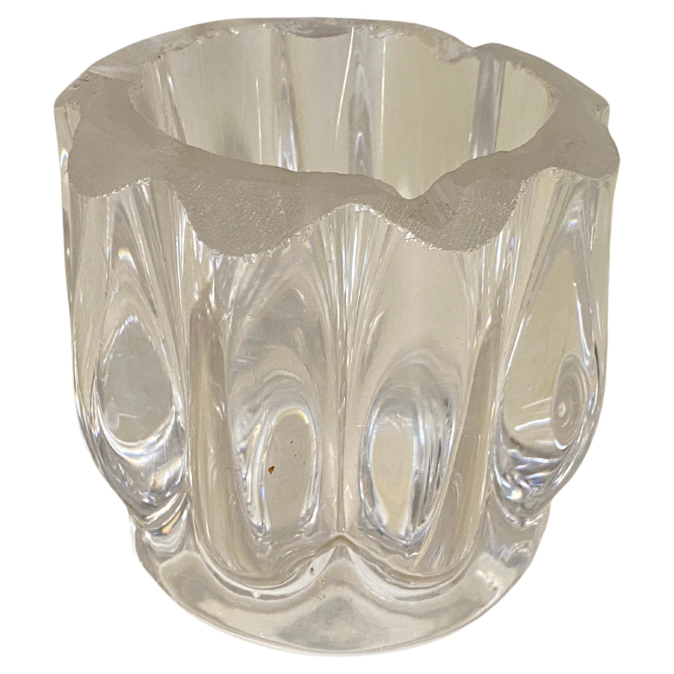 This vide poche or ashtray in in Glass. It has been done circa 1940, in France.
Transparent Color.
Original and iconic molded glass bowl; its shape is simple and decisive, skillfully proportioned, the result of an intelligent aesthetic reflection;
