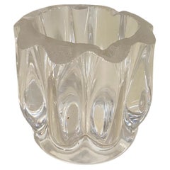 Cenicero Art Decó de vidrio moldeado Francia 1940 transparente Color Firmado