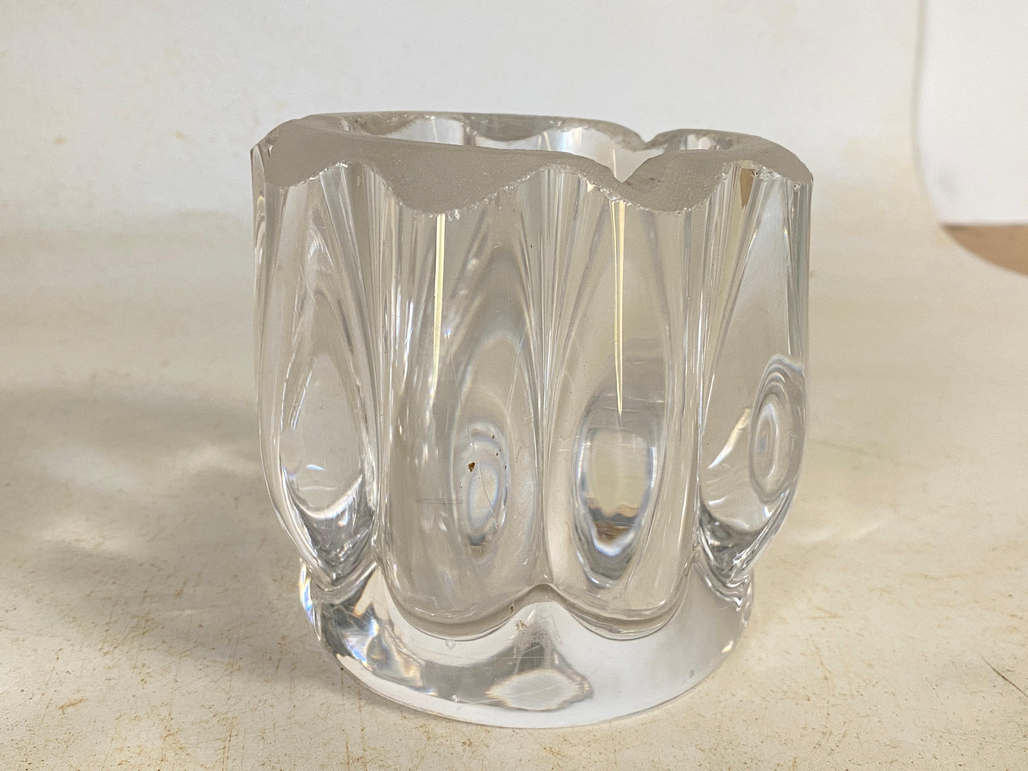 Art Deco Molded Glass Ashtray France 1940 transparent Color Signed For Sale 3