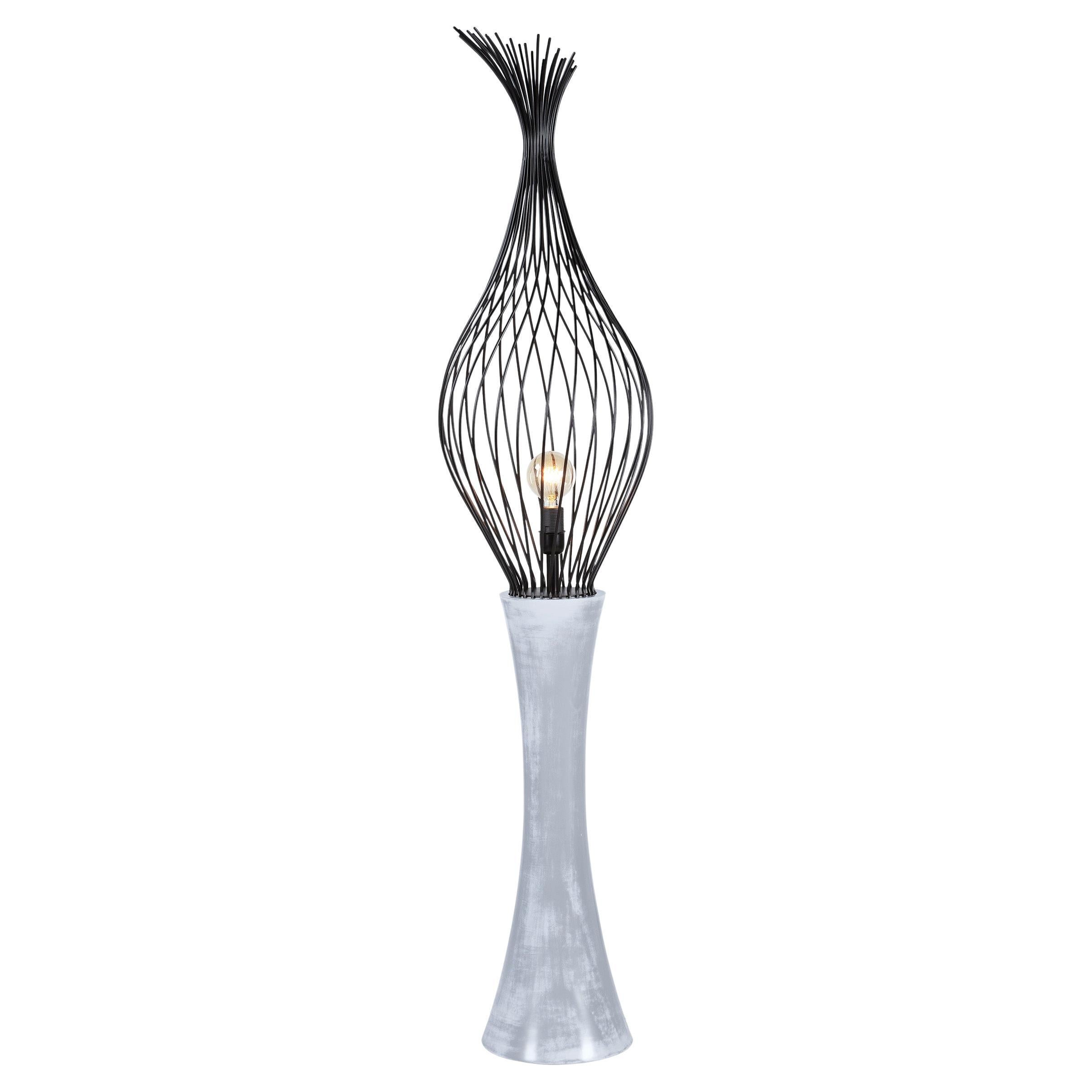 Lampada da terra Art Deco Monforte Grigio Nero Realizzata a mano in Portogallo da Greenapple