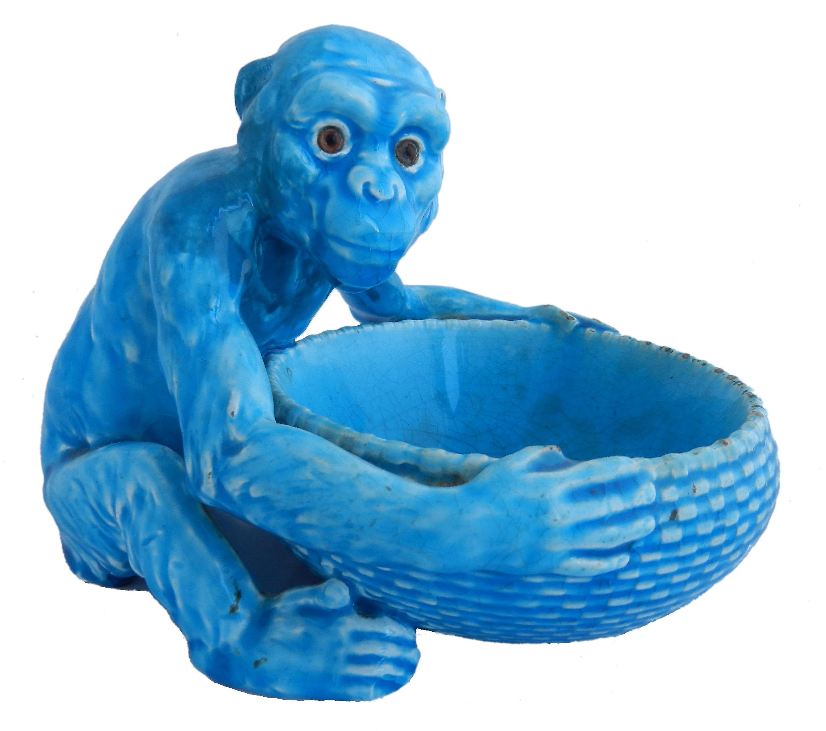 Art Deco monkey bowl blue c1930 
Monkey really has charm
This Monkey is gloriously distressed, only small losses on the edges in places
Good vintage condition, please see photos.
Free Shipping to USA, EU, UK please do check with us for other