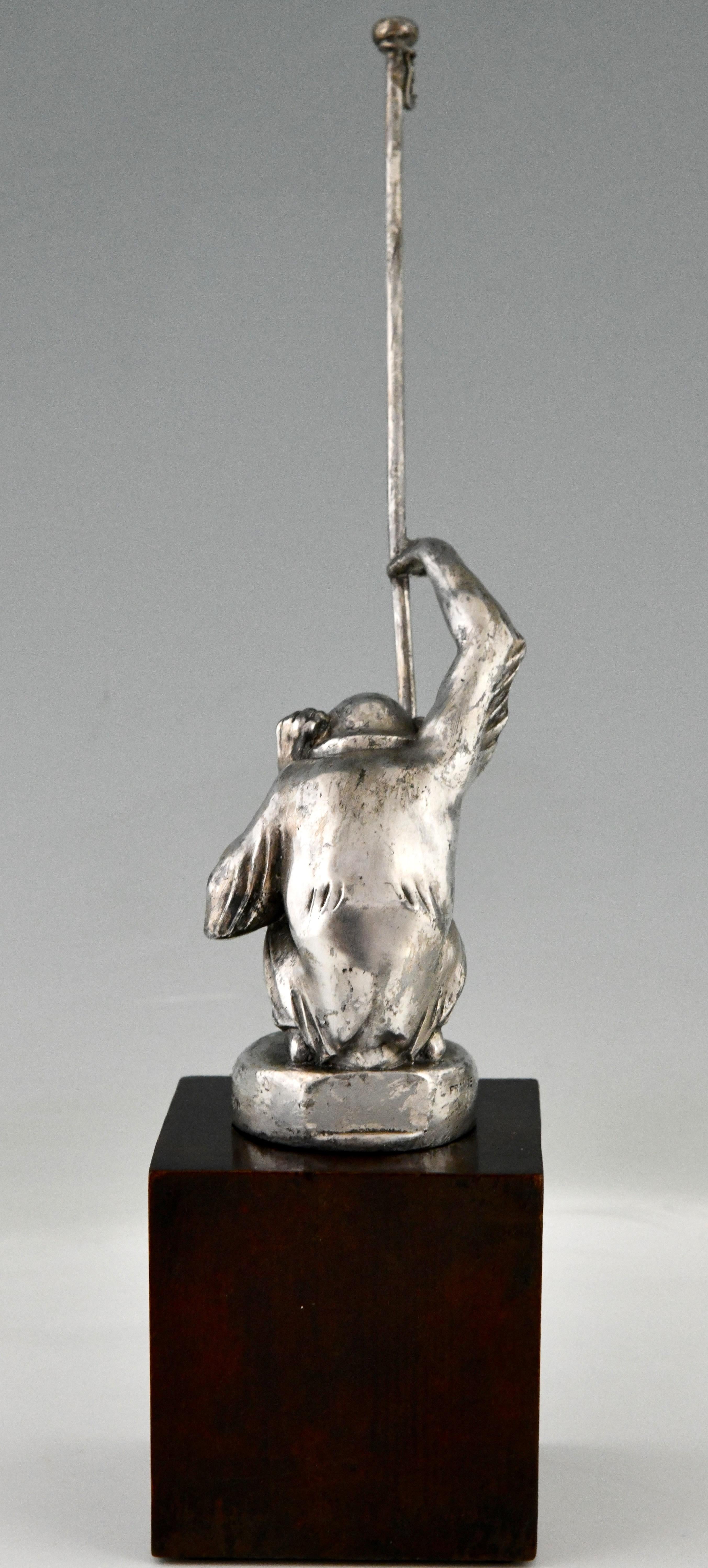 Scimmia Mascotte con asta della bandiera Boubou di Art Verrier Francia 1920 In condizioni buone in vendita a Antwerp, BE
