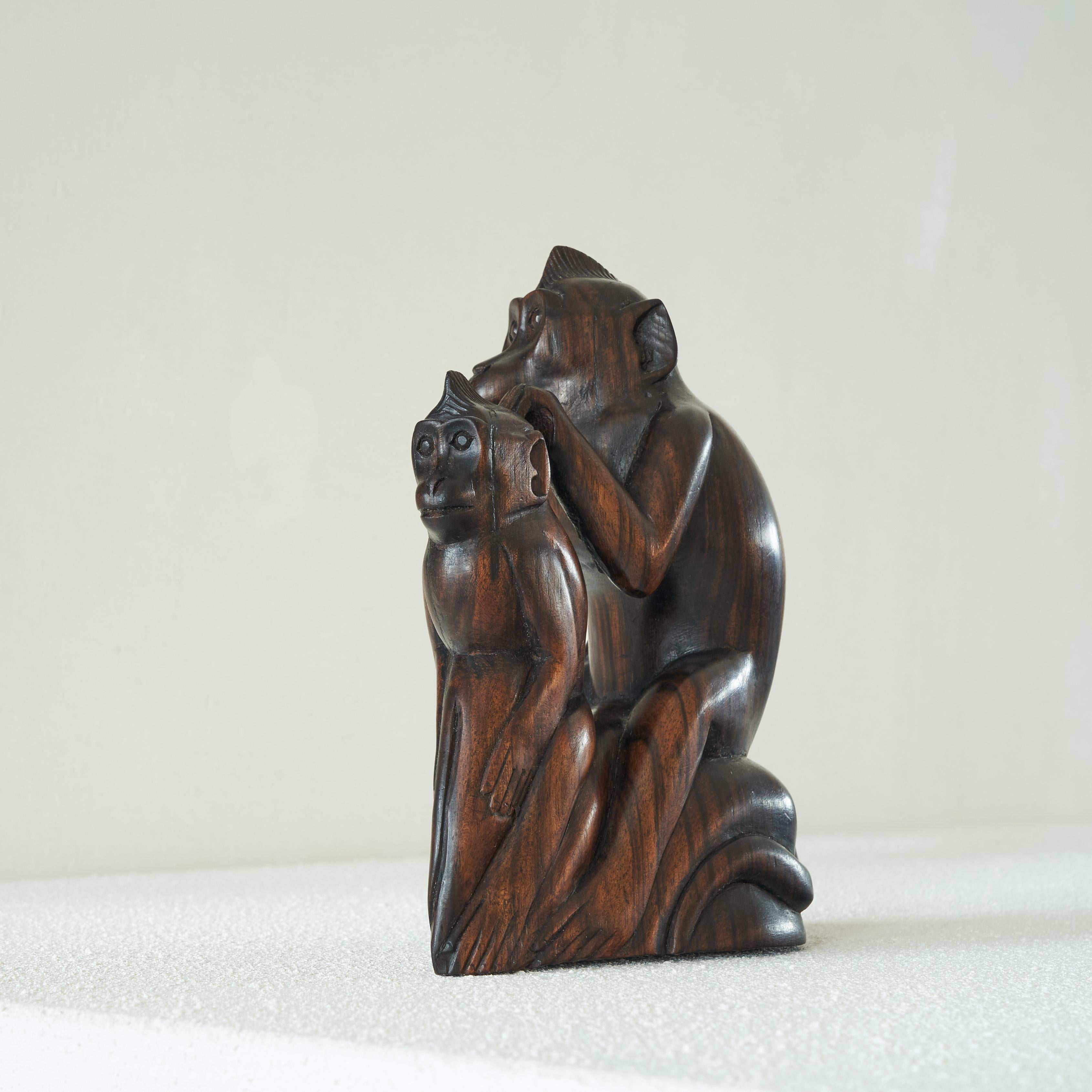 20th Century Art Deco Monkeys Sculpture in Wood For Sale