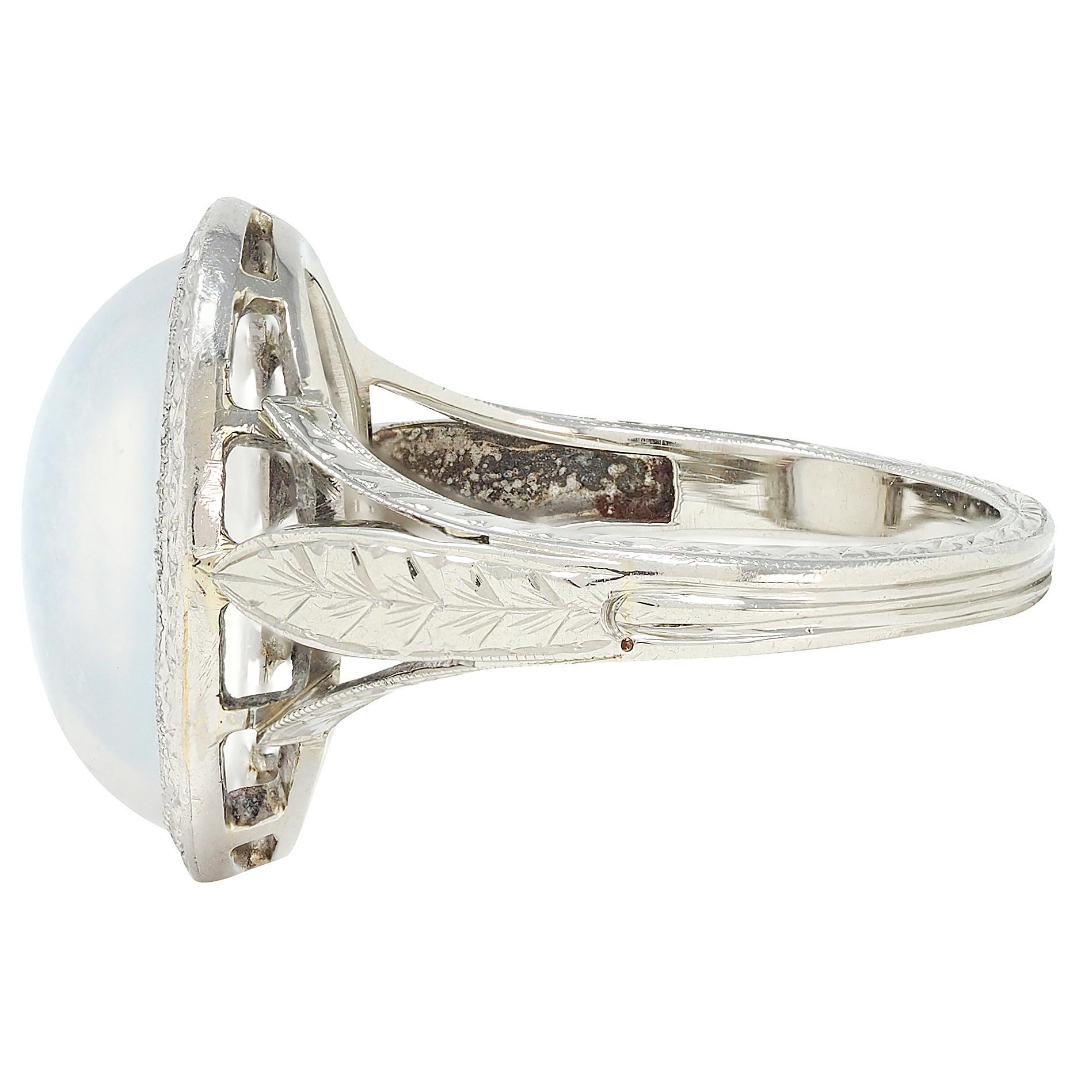Cabochon Art Deco Moonstone 18 Karat White Gold Vintage Wheat Dinner Ring For Sale